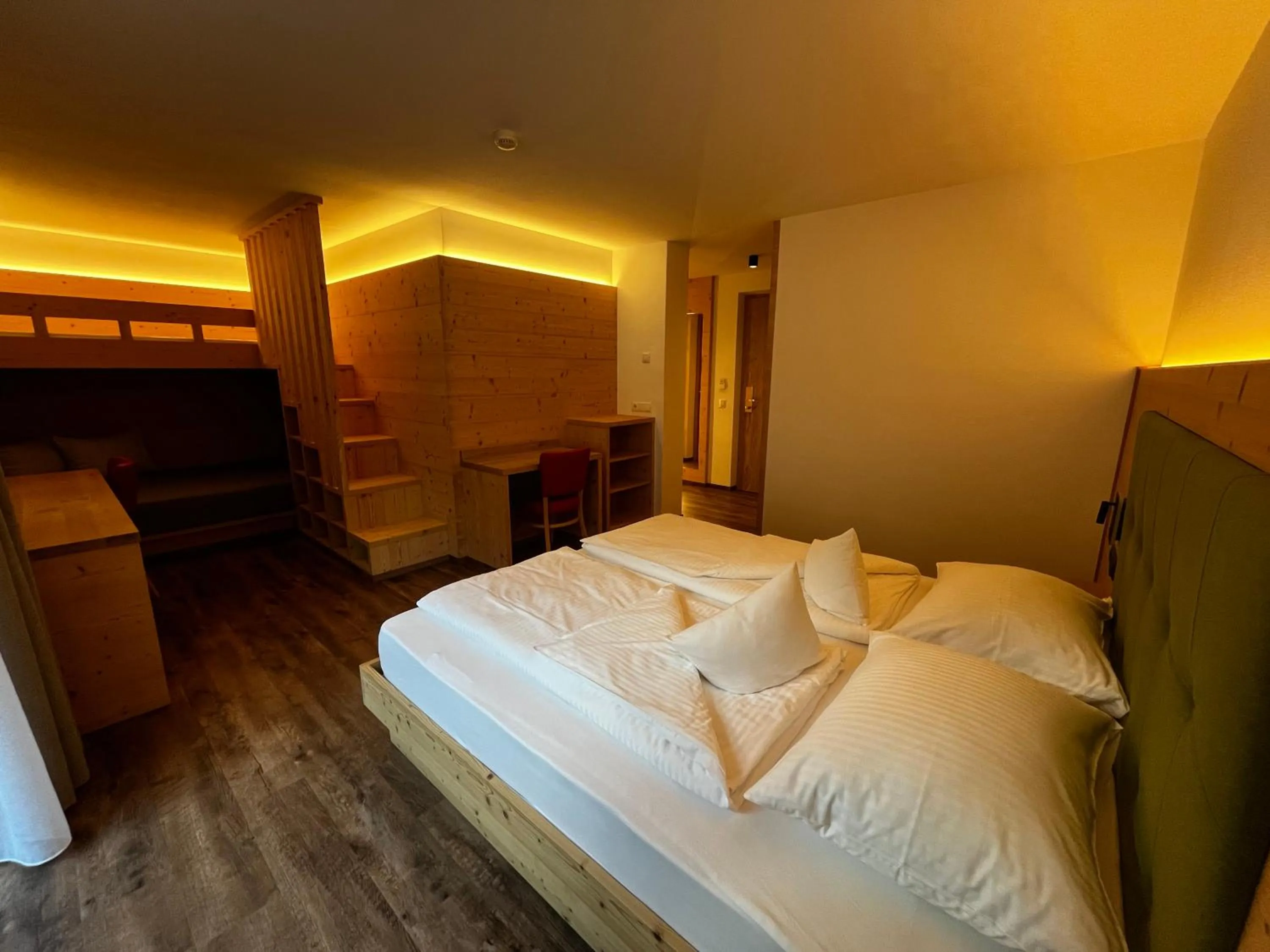 Bed in Hotel Mirabel