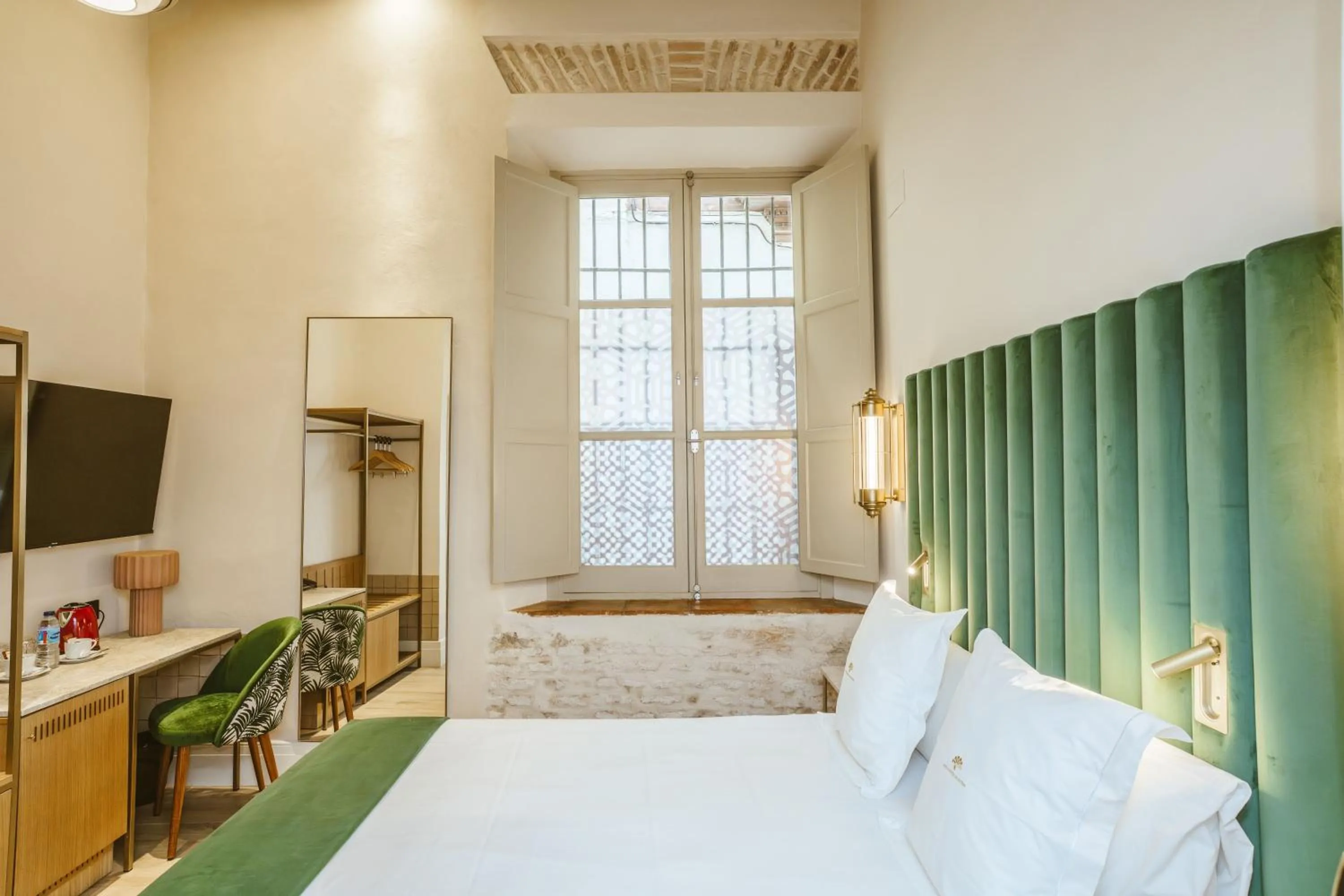 Decorative detail, Bed in Hotel Boutique Casas de Santa Cruz