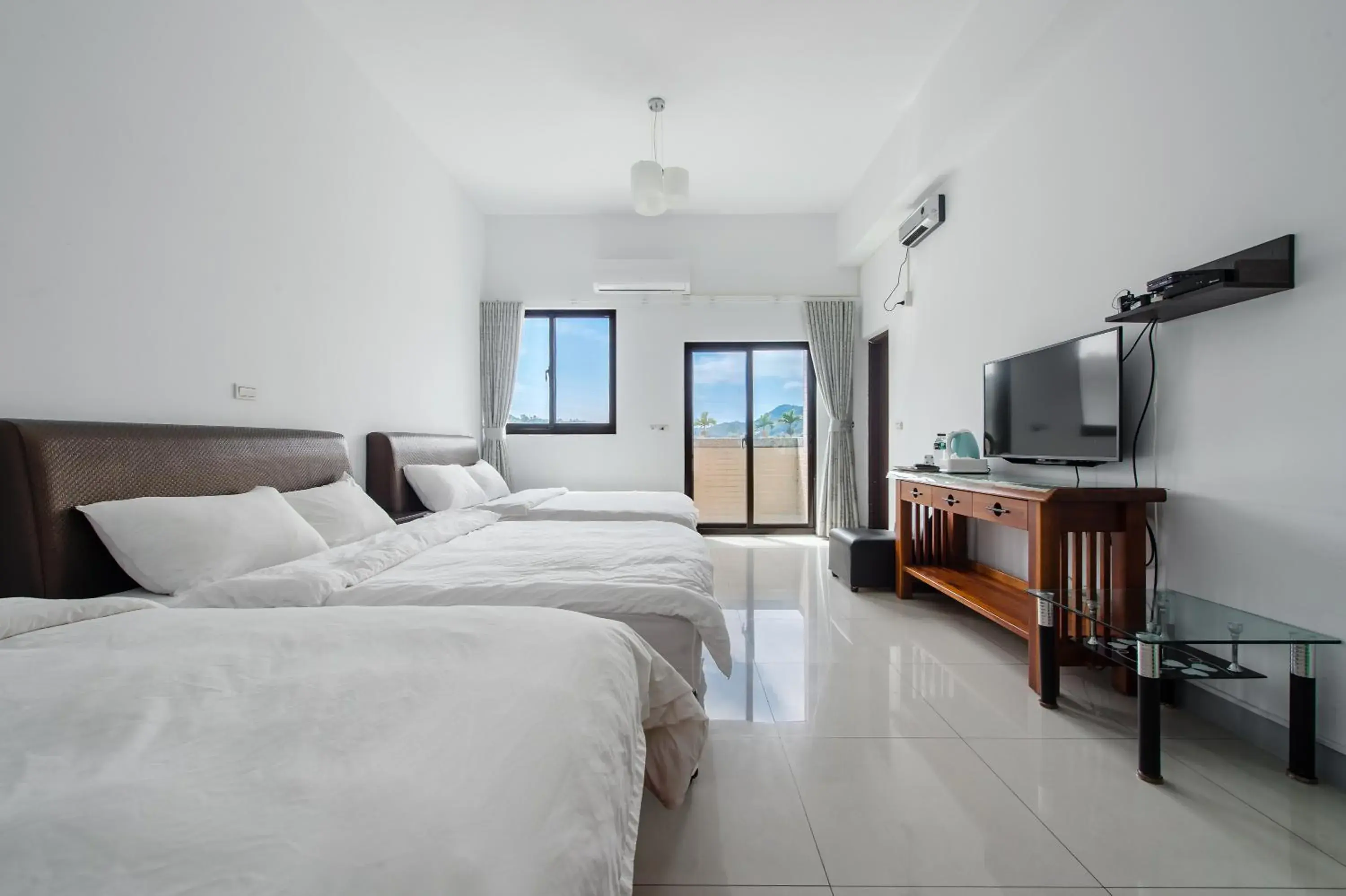 Photo of the whole room, Bed in Quan Ming B&B Photo of the whole room, Bed in Quan Ming B&B