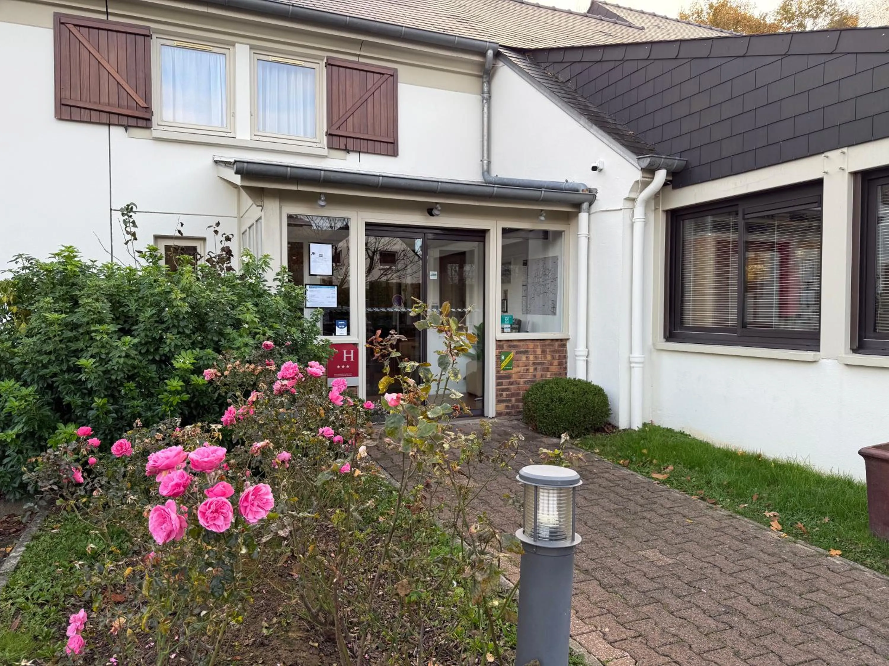 Property building in Kyriad Rennes Nord Hotel