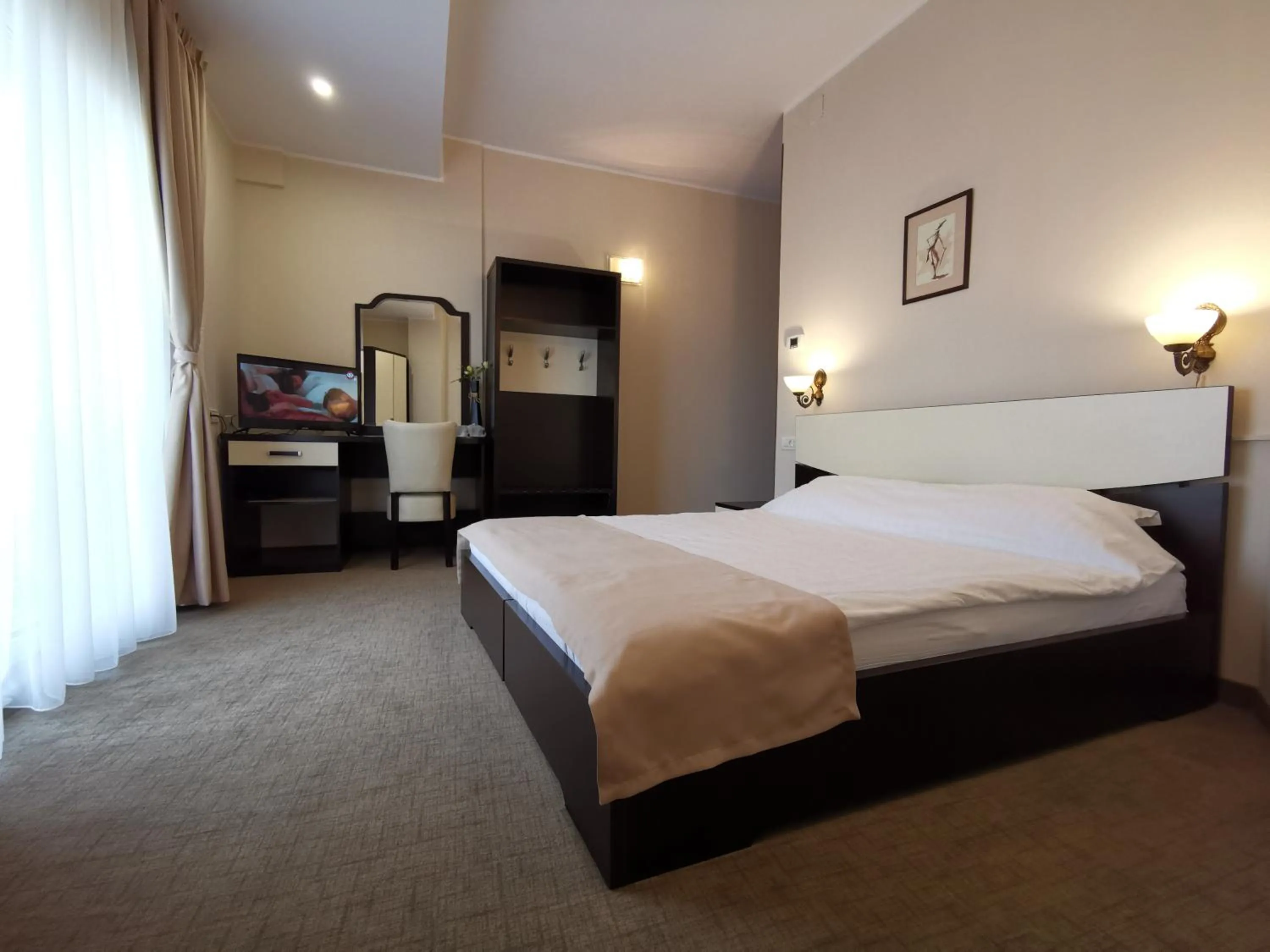 Photo of the whole room, Bed in Hotel New Derby