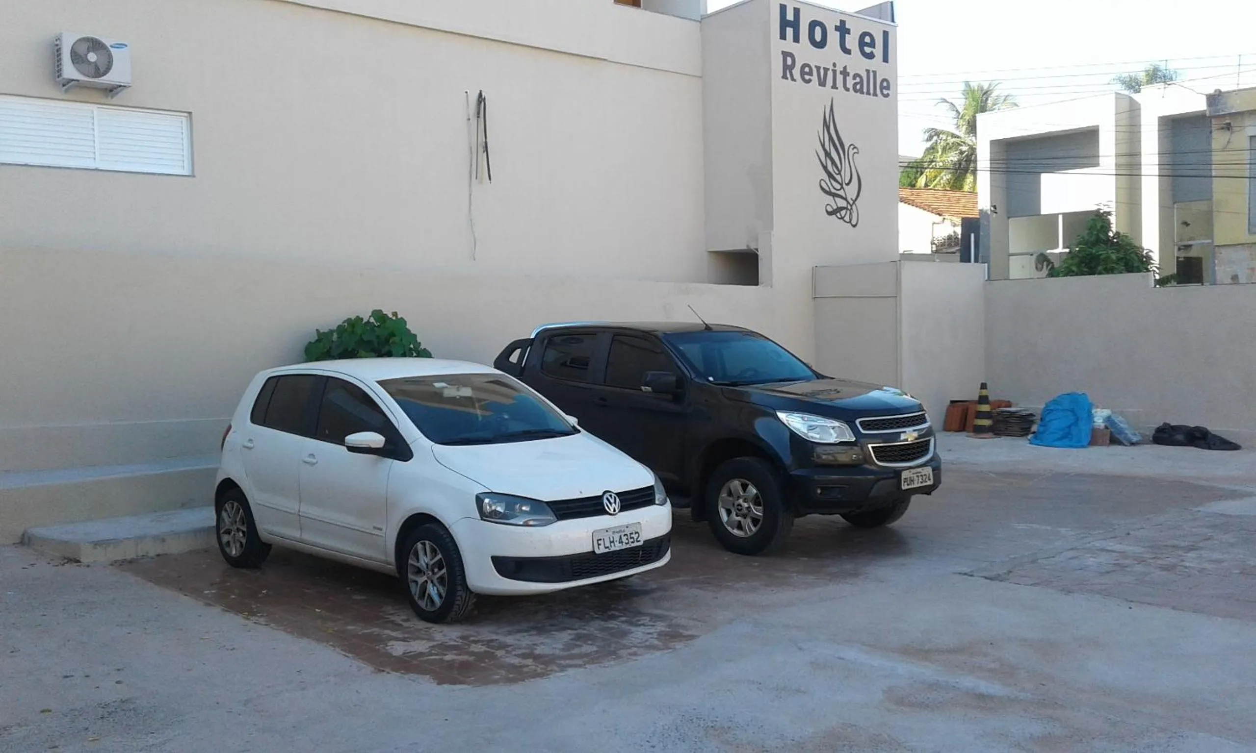 Facade/entrance in Revitalle Hotel