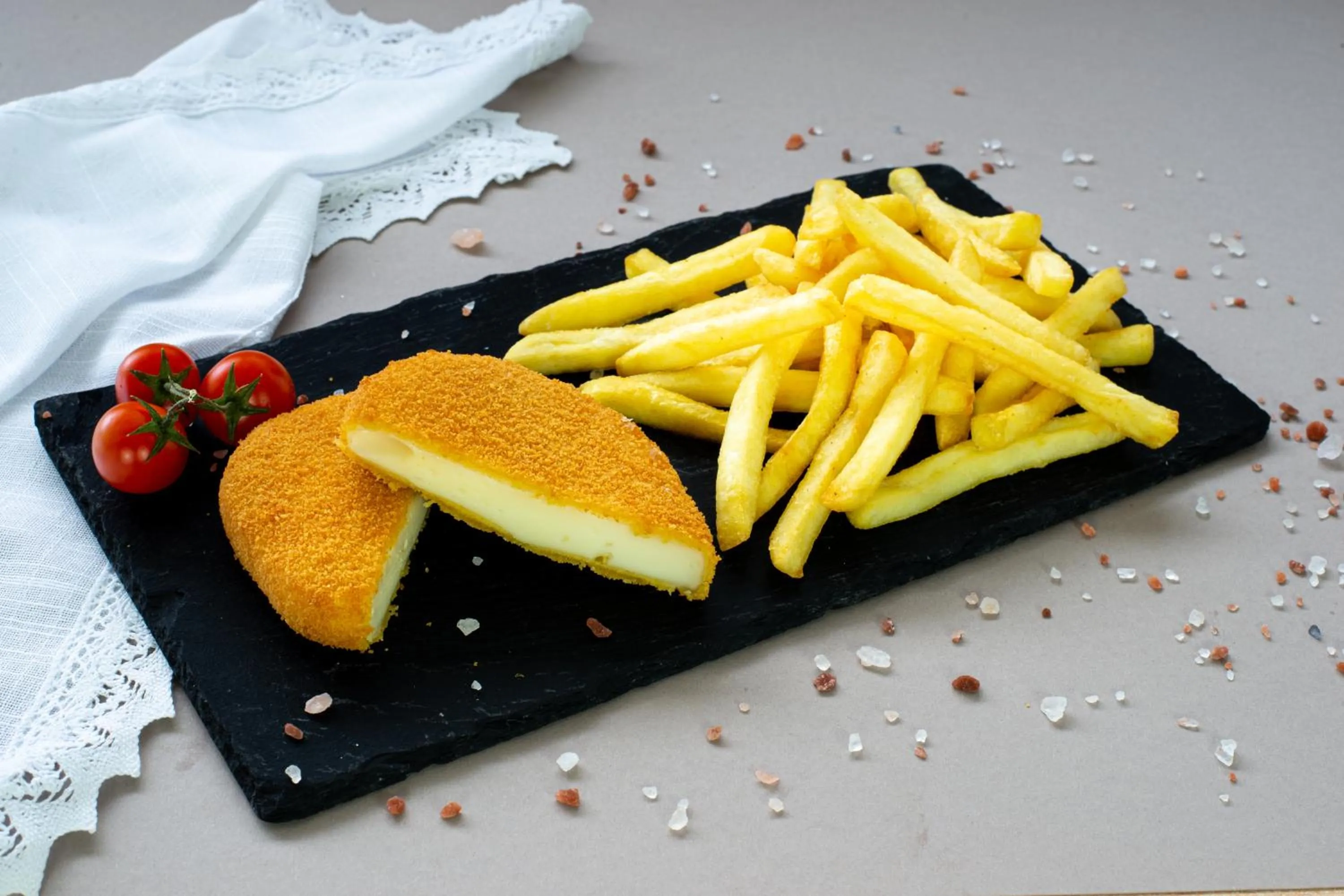 Restaurant/places to eat in Pensiunea Banffy