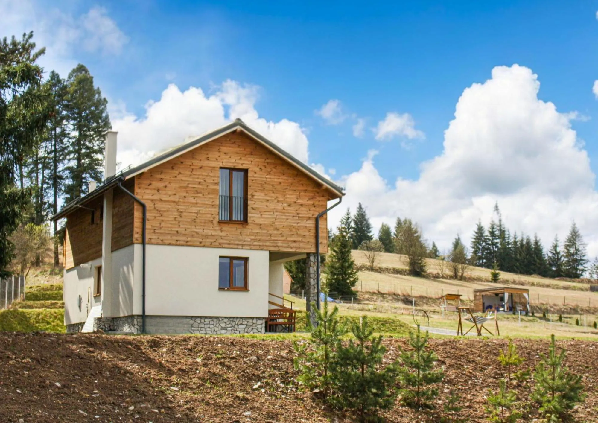 Property building in Pensiunea Banffy