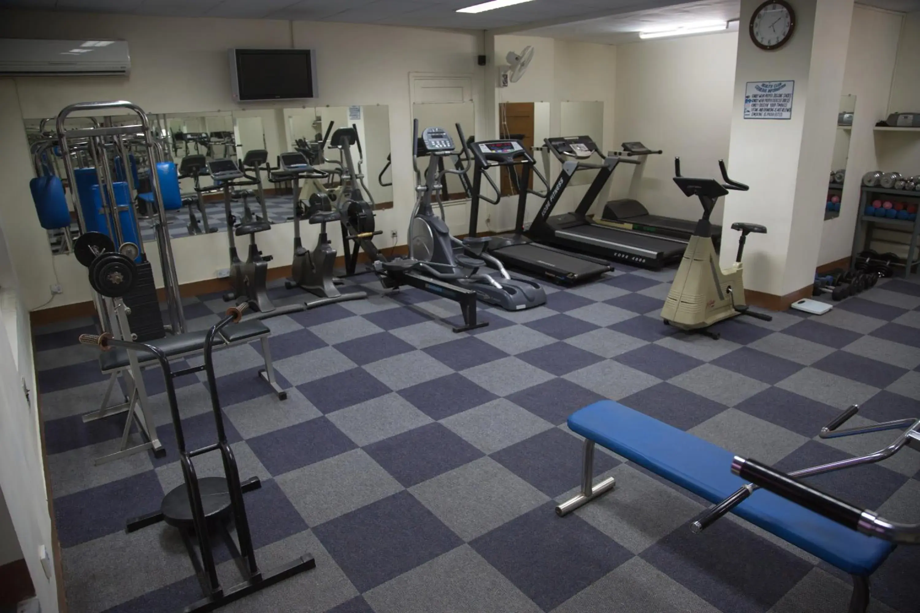 Fitness centre/facilities in Beach Luxury Hotel Fitness centre/facilities in Beach Luxury Hotel