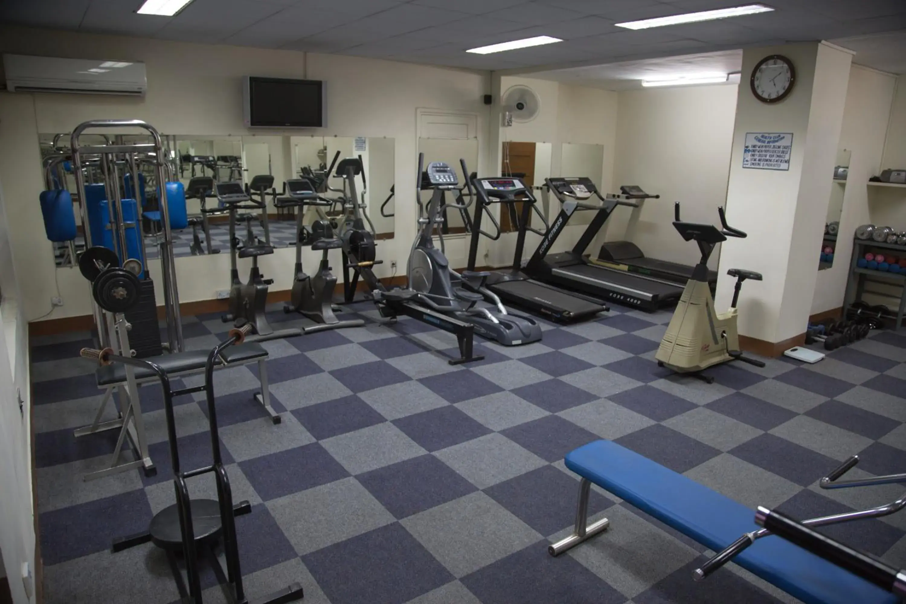 Fitness centre/facilities in Beach Luxury Hotel Fitness centre/facilities in Beach Luxury Hotel