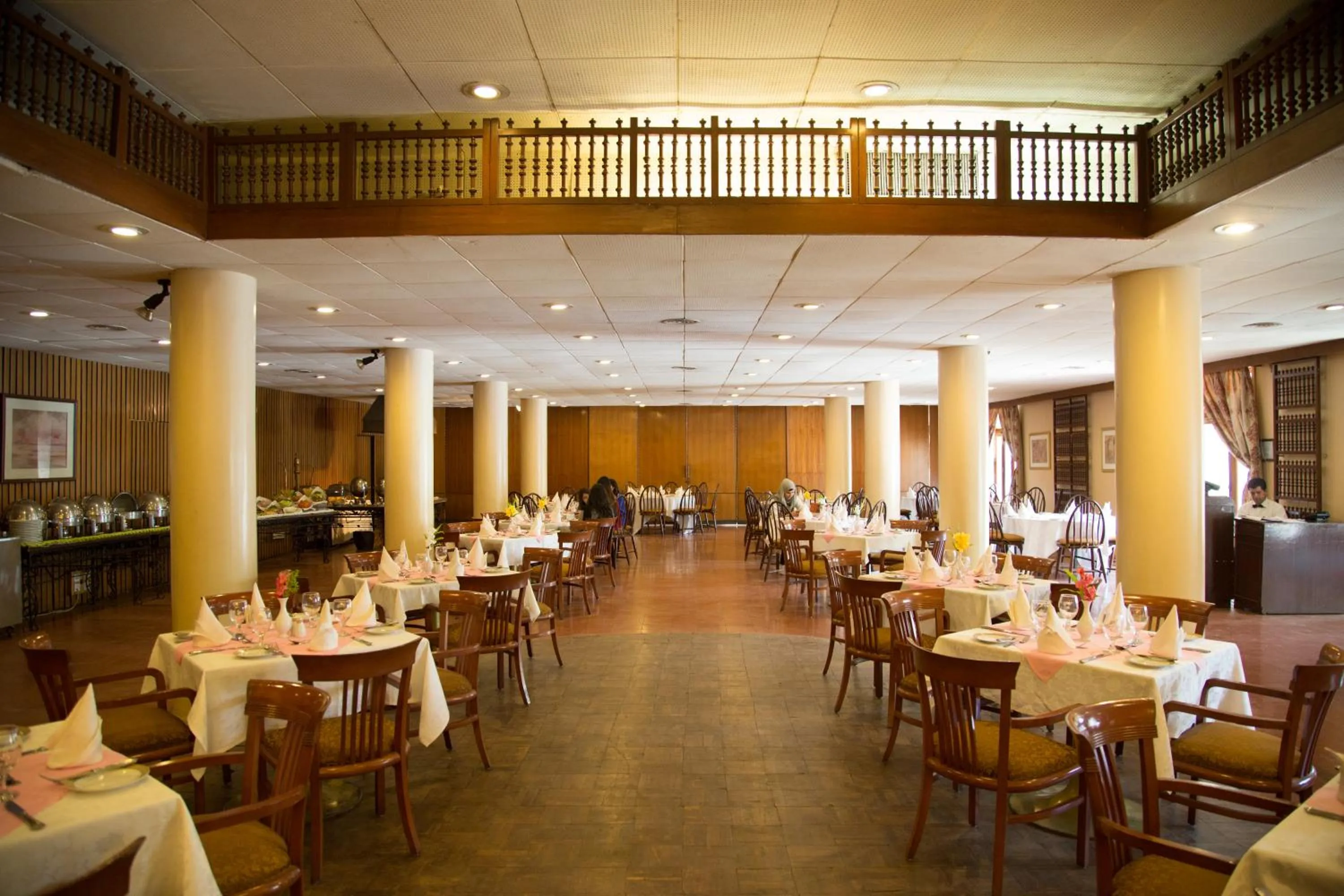 Restaurant/places to eat in Beach Luxury Hotel