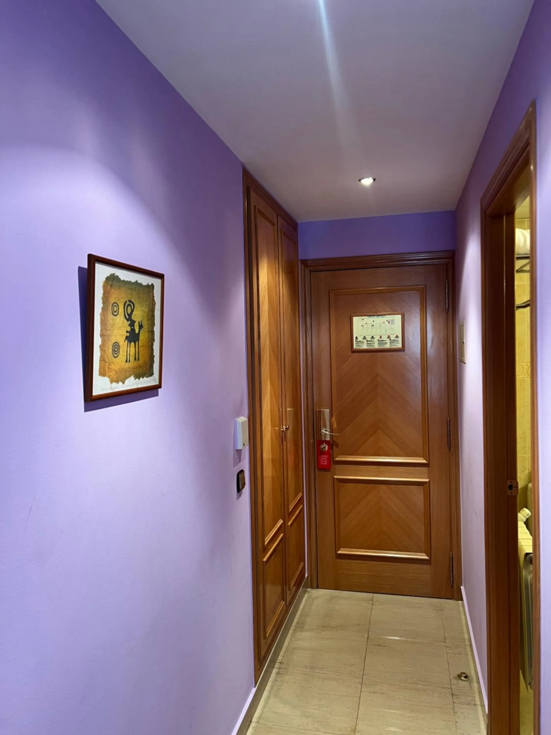 wardrobe in Petit Hotel