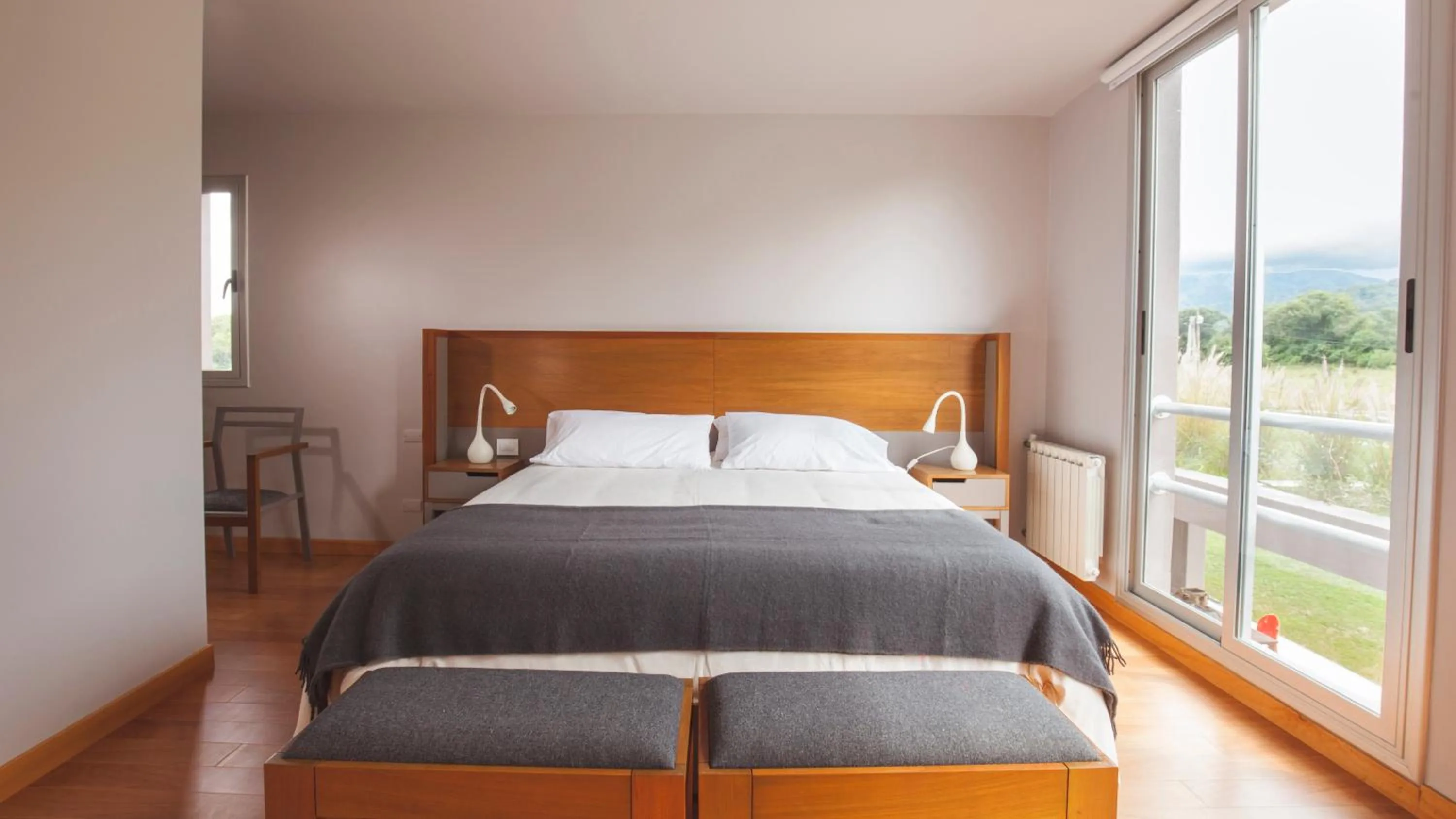 Photo of the whole room, Bed in Amalinas Hotel