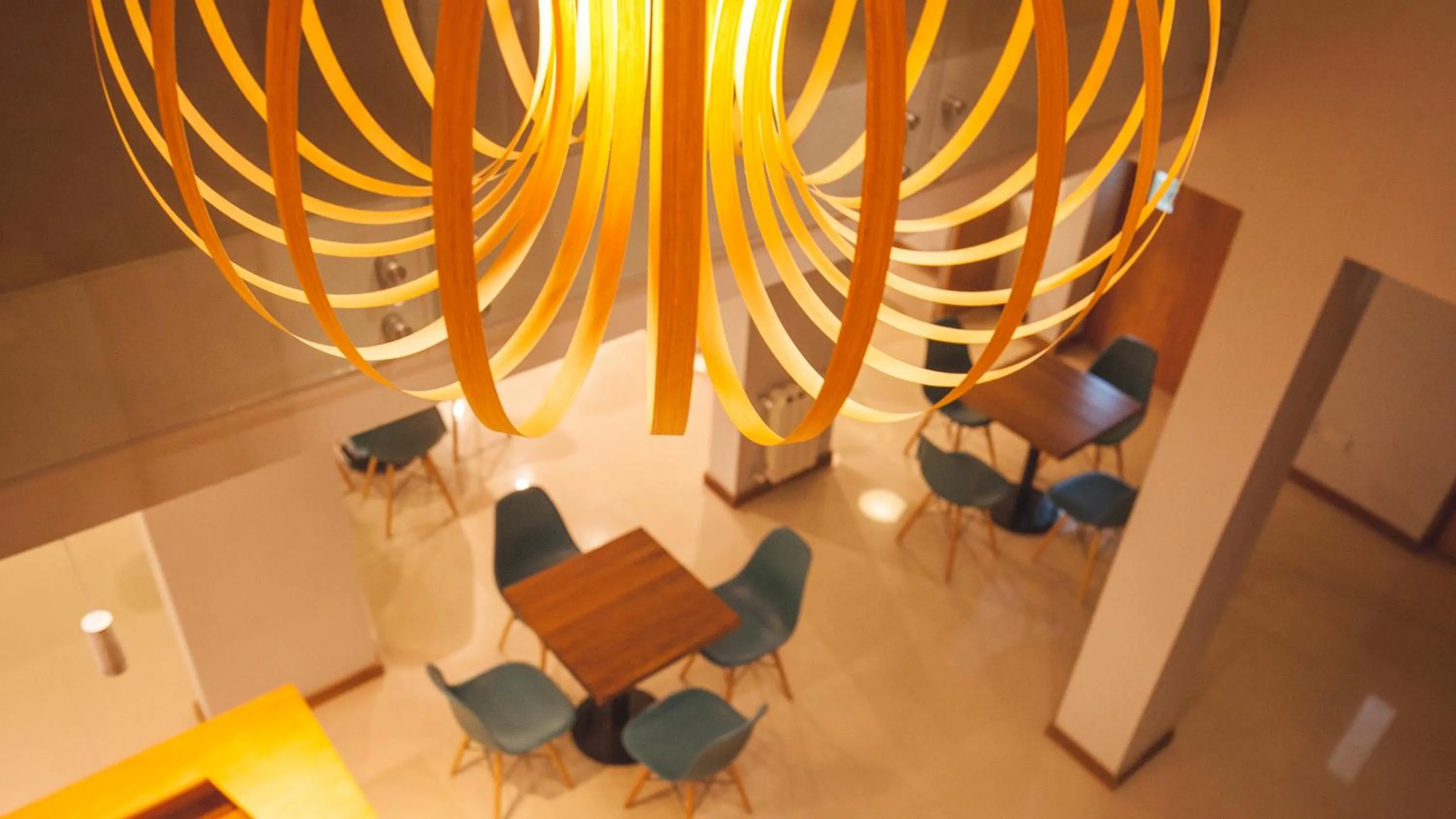 Restaurant/places to eat in Amalinas Hotel