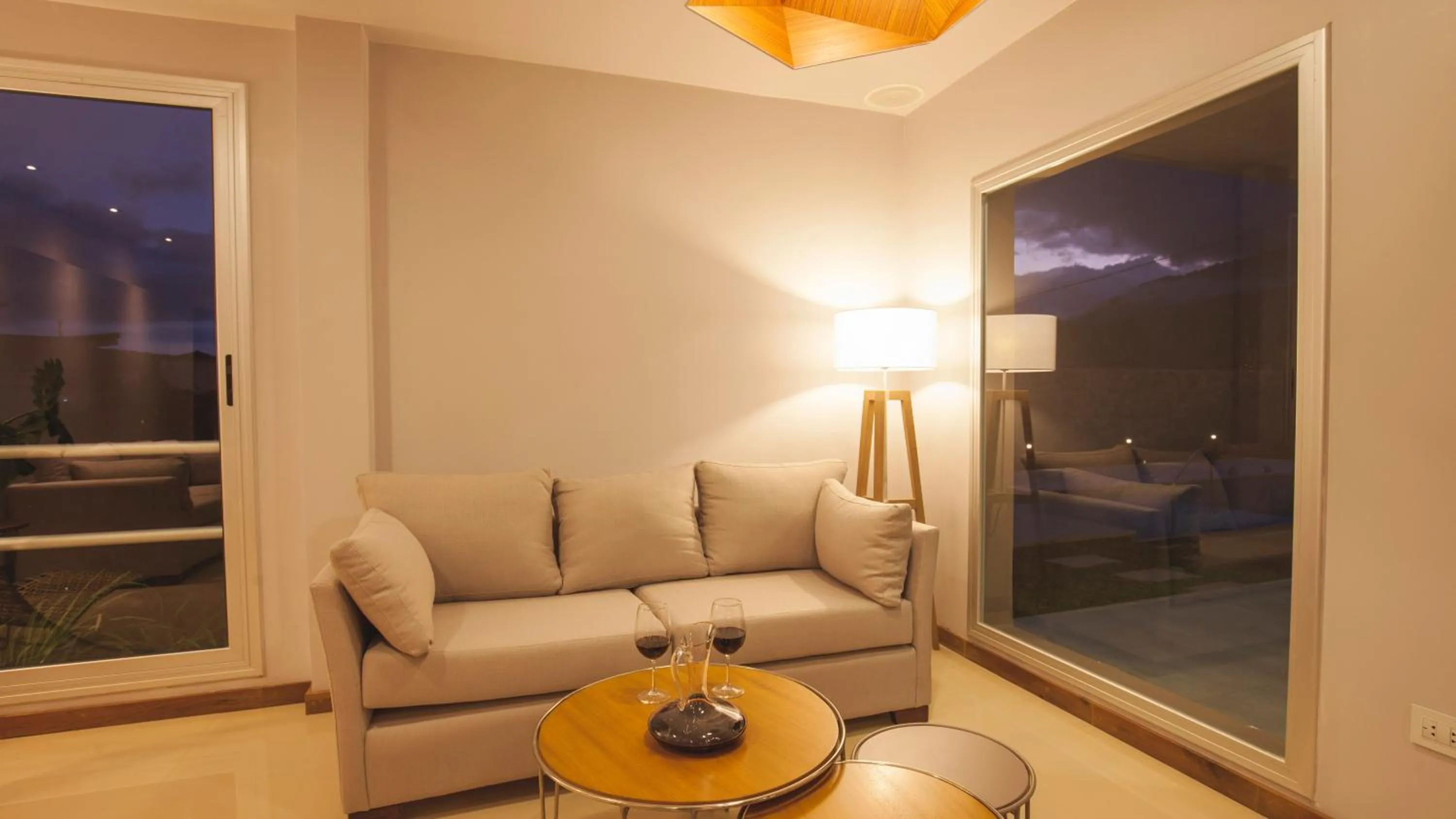 Night in Amalinas Hotel