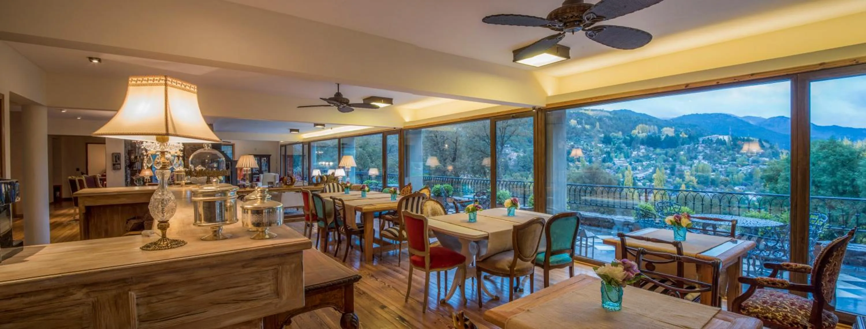 Property building in Paraíso Casa de Montaña