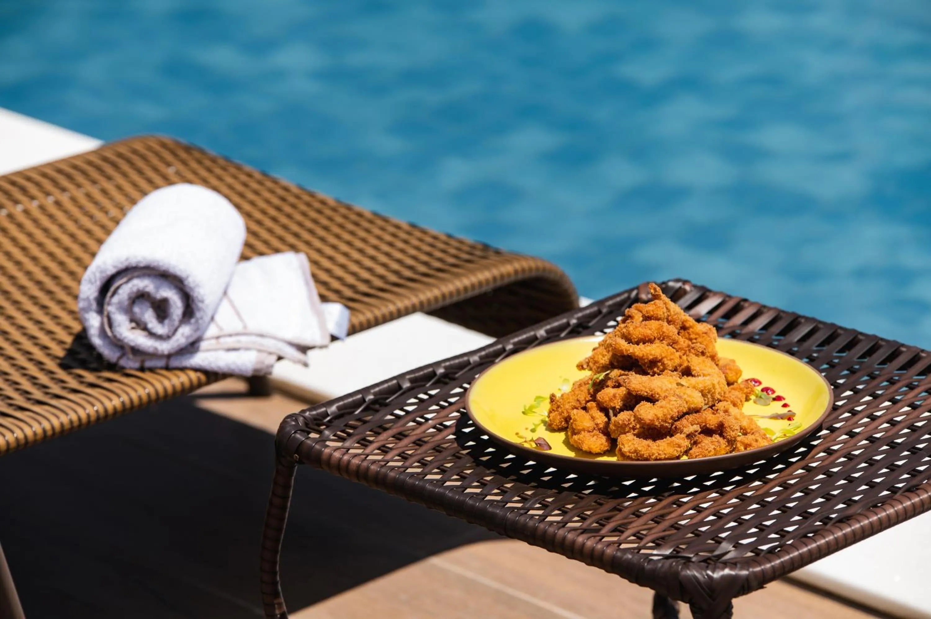 Swimming pool in Pousada Aldeola by Slaviero Hotéis