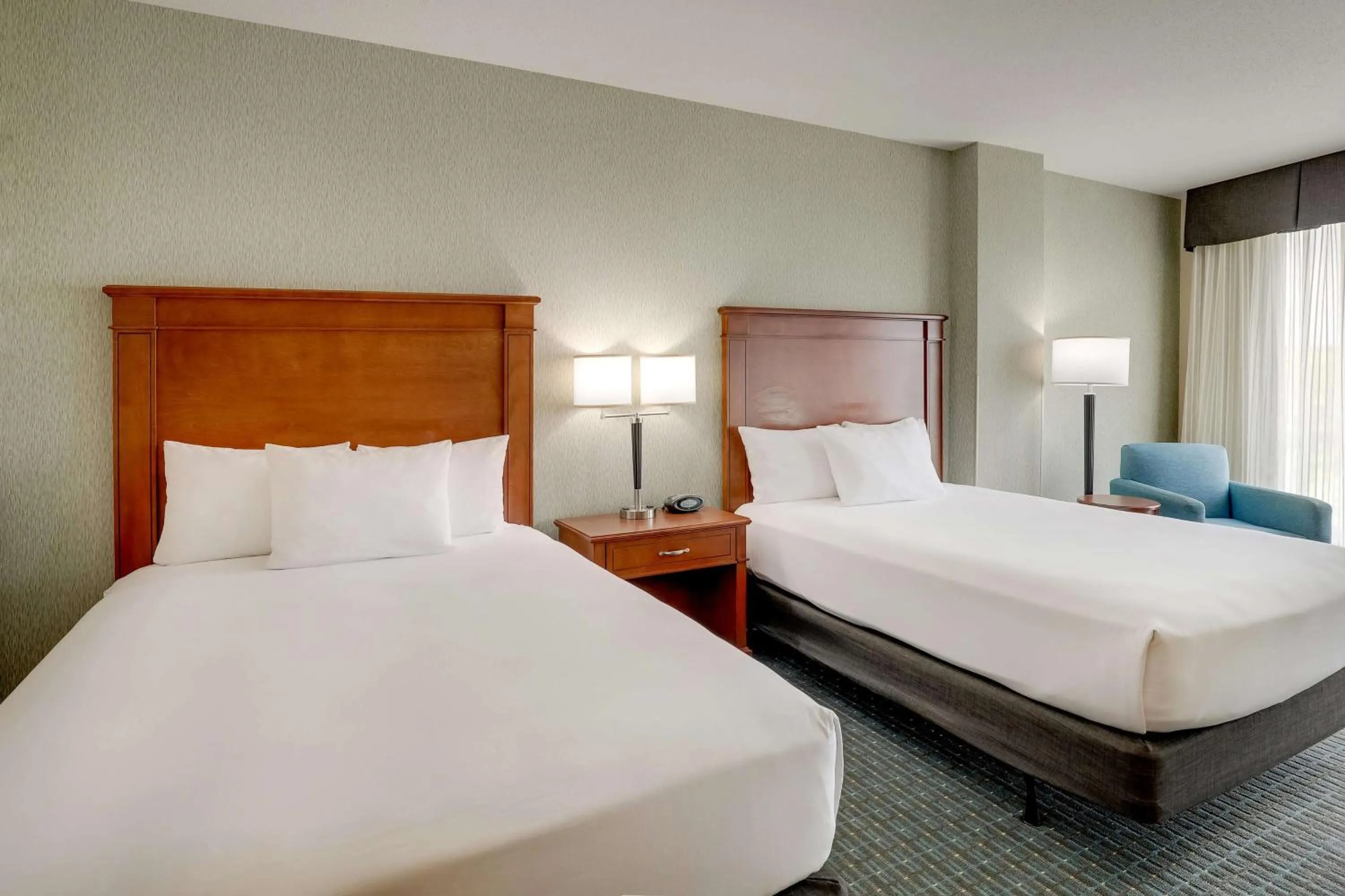 Bedroom, Bed in Drury Inn & Suites Grand Rapids