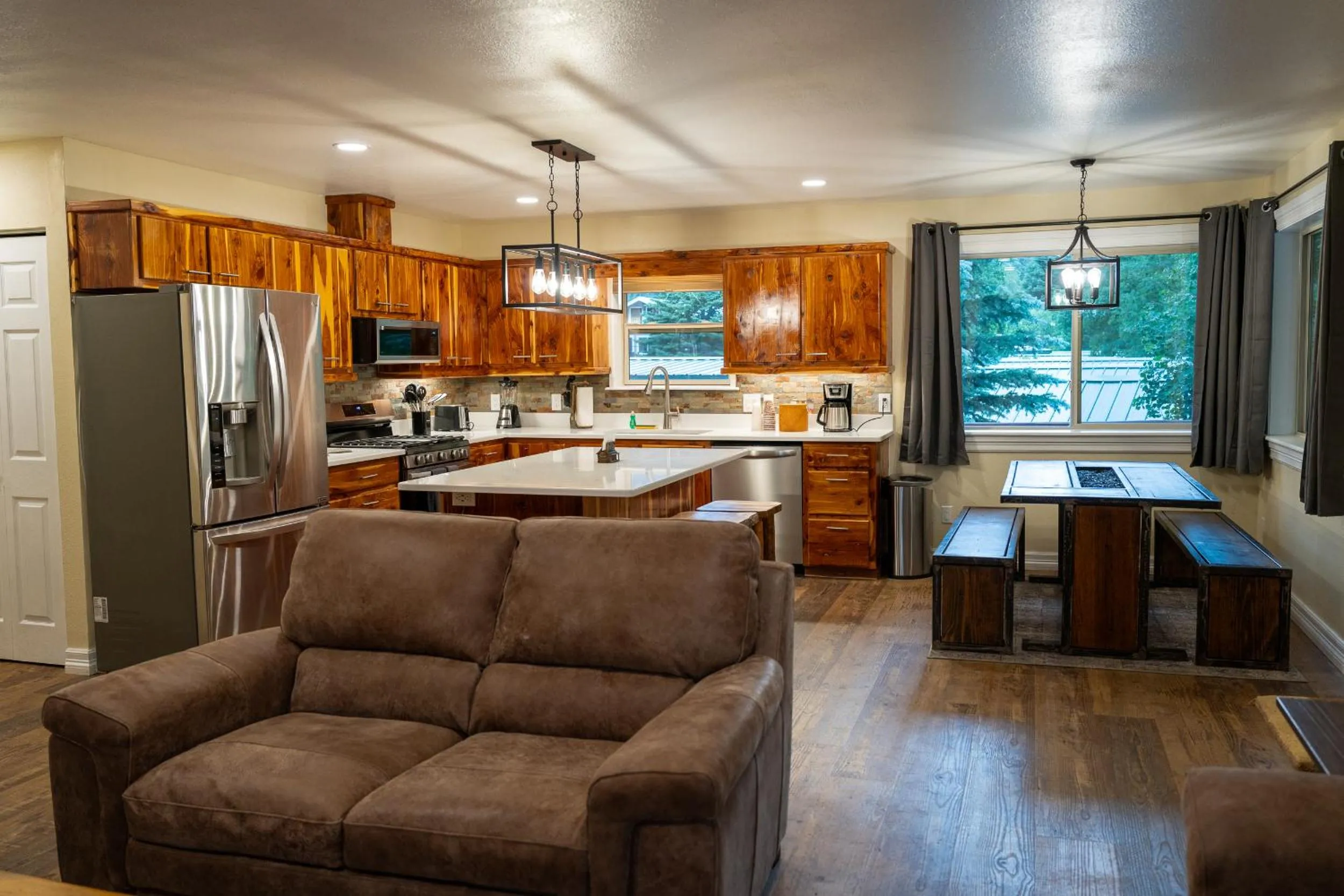 Ouray Riverside Resort - Inn & Cabins