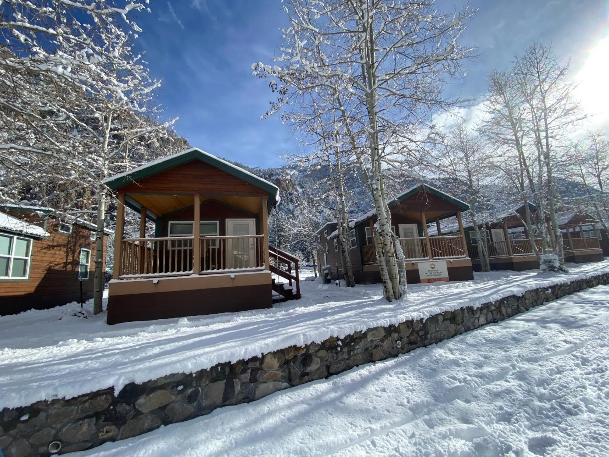 Ouray Riverside Resort - Inn & Cabins