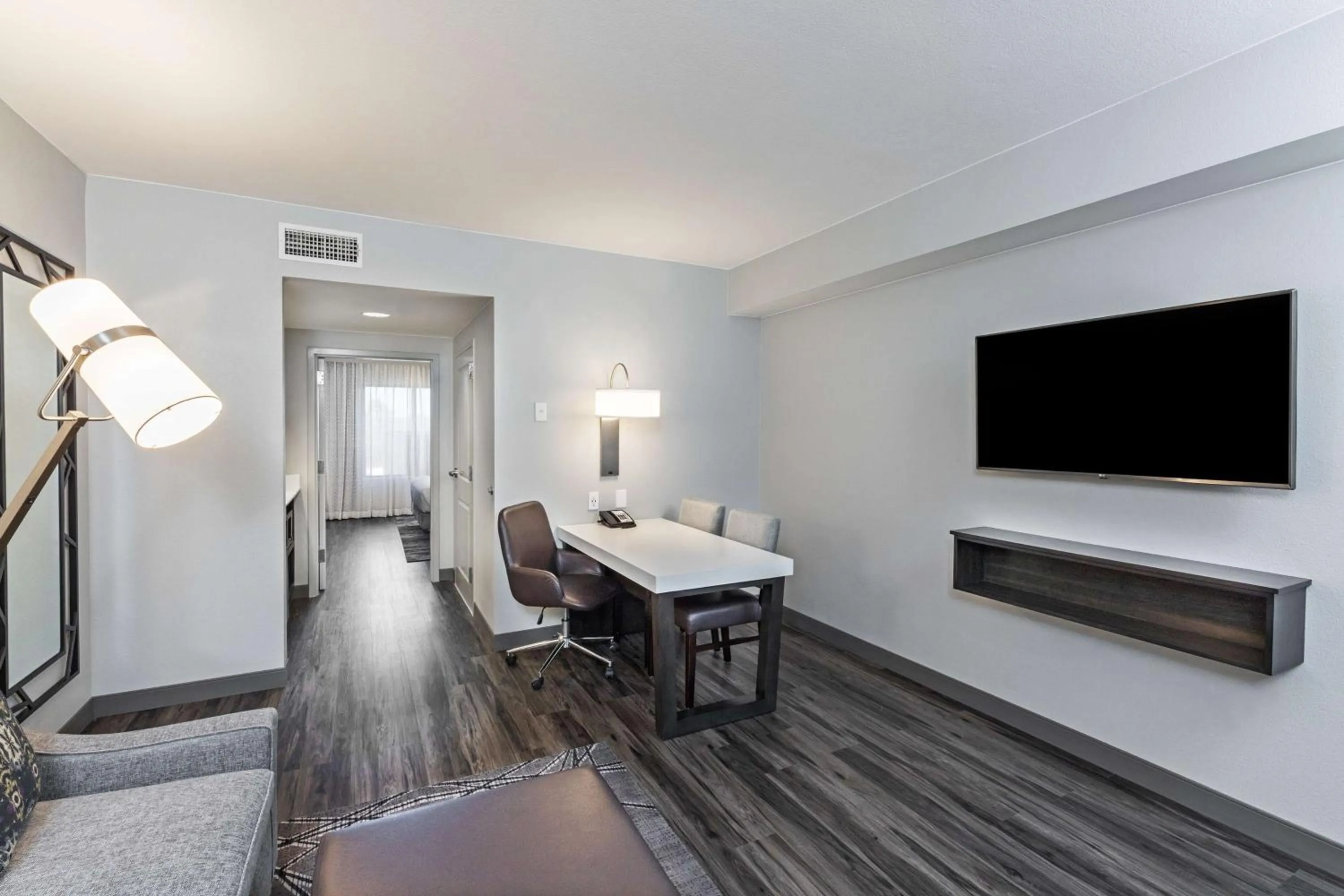 Bedroom in Embassy Suites by Hilton Houston-Energy Corridor