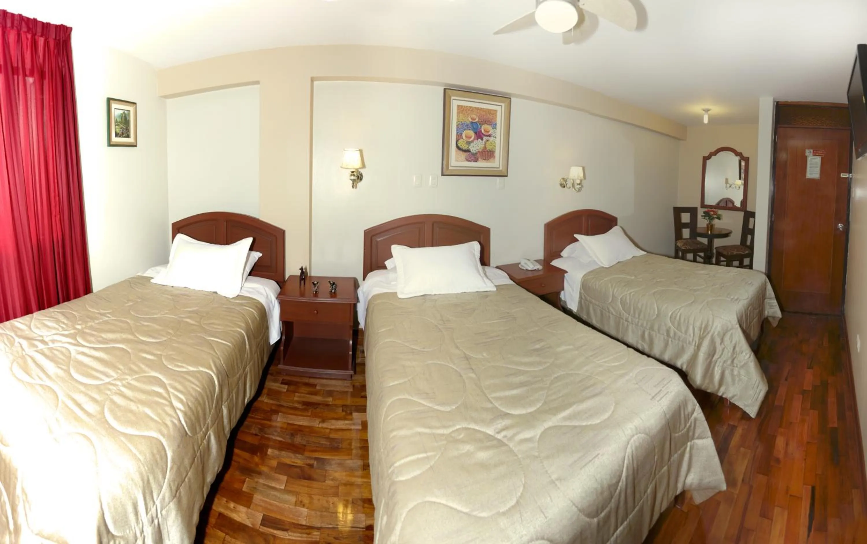 Bedroom, Bed in Hotel Manhattan Inn Airport