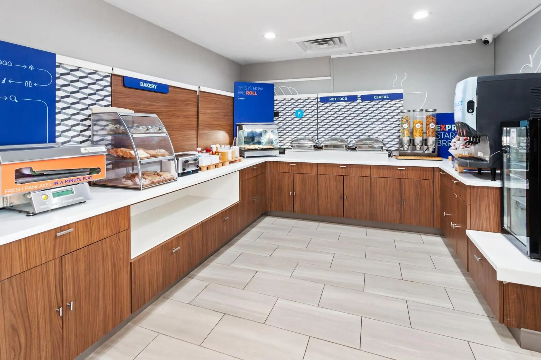 Breakfast in Holiday Inn Express Hotel & Suites Youngstown - North Lima/Boardman by IHG