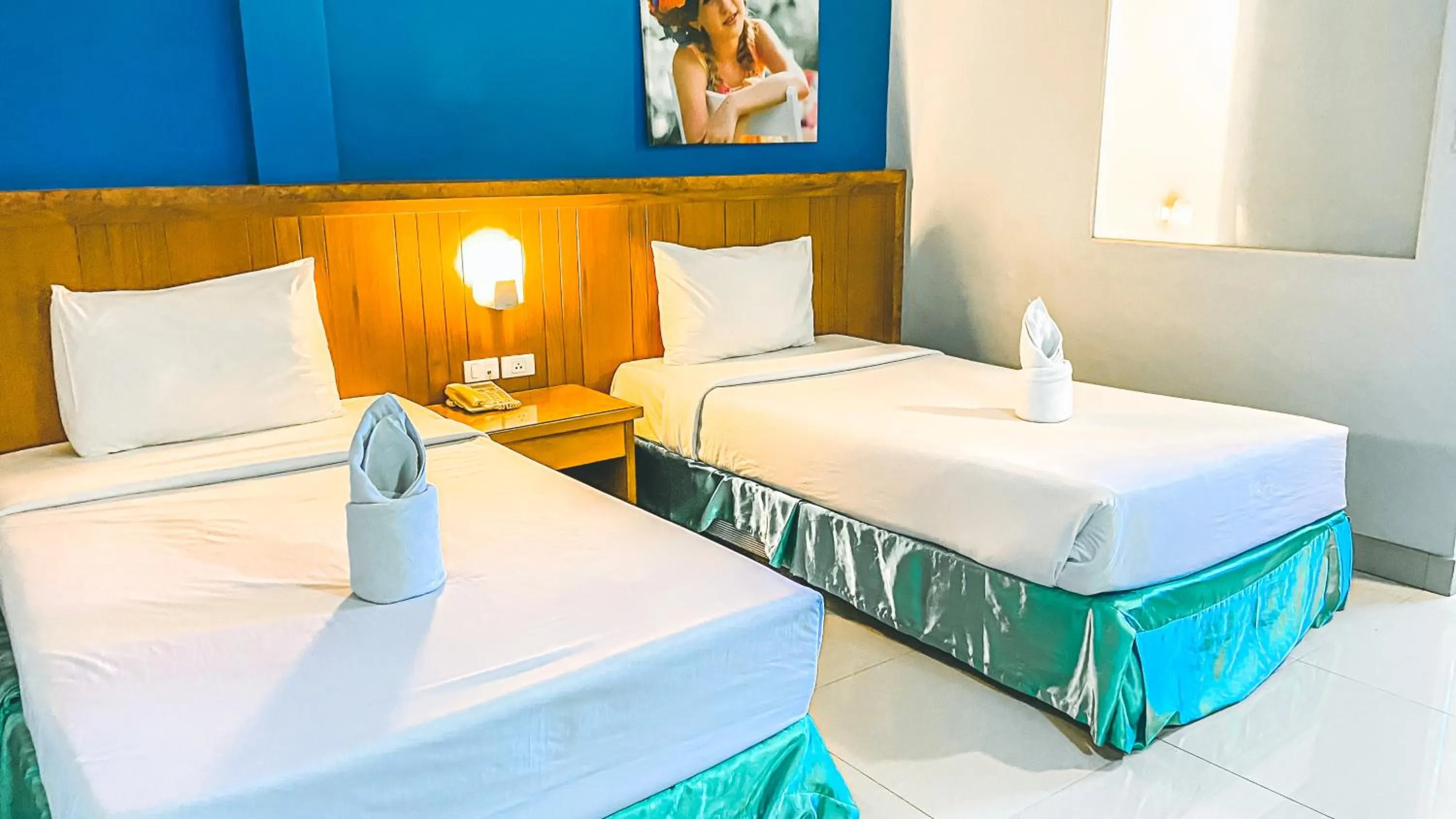 Bed in K2 Hotel @ Airport