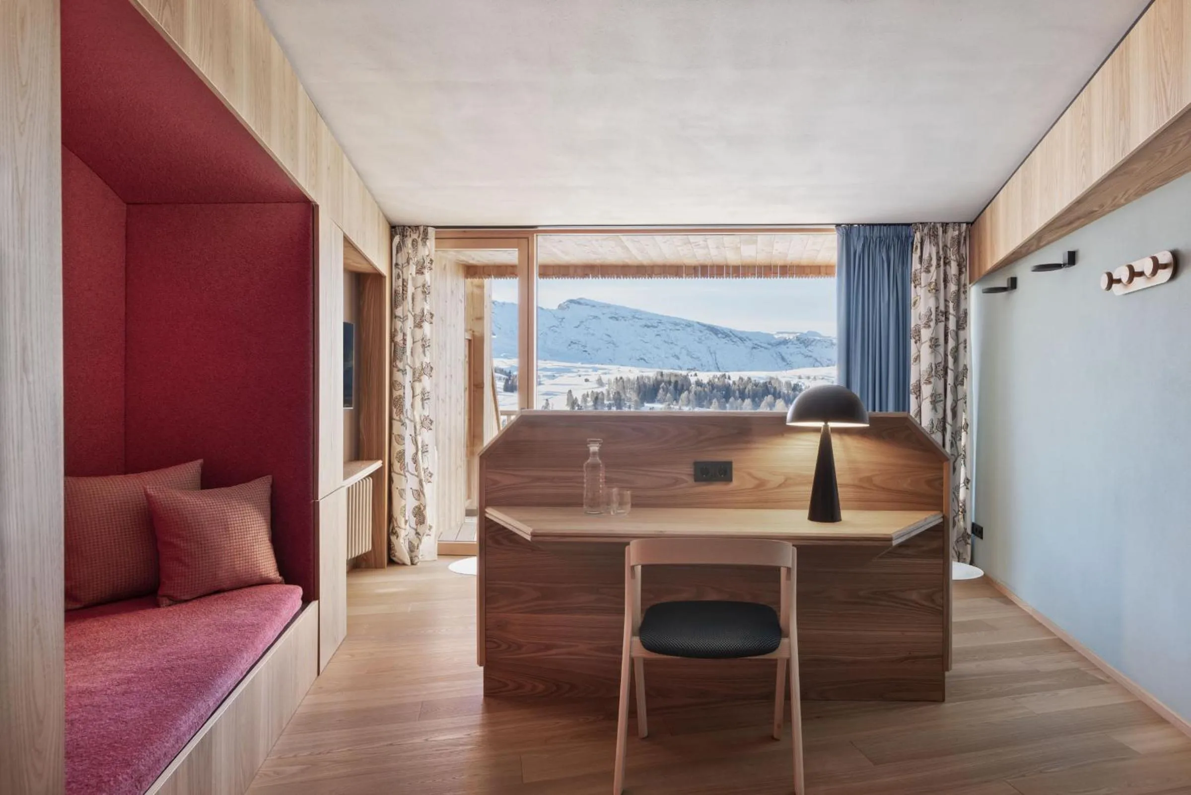 Photo of the whole room in ICARO Hotel
