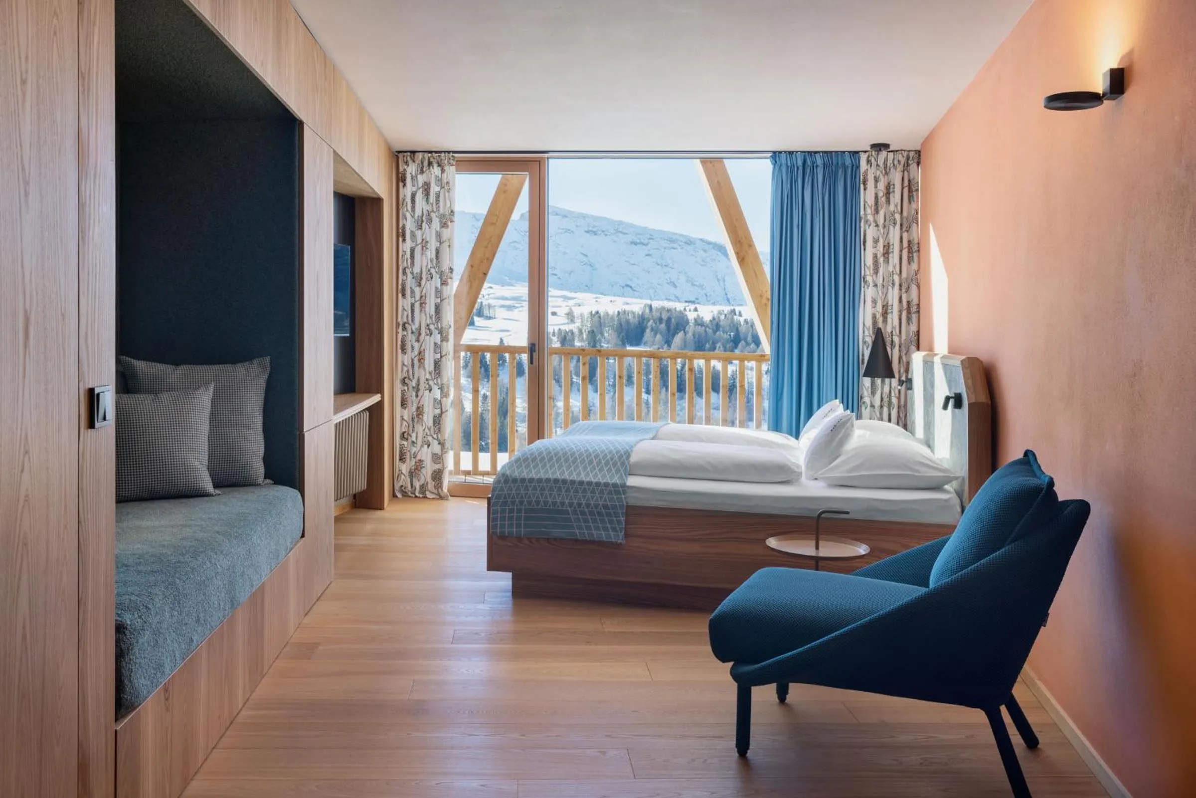 Bed in ICARO Hotel