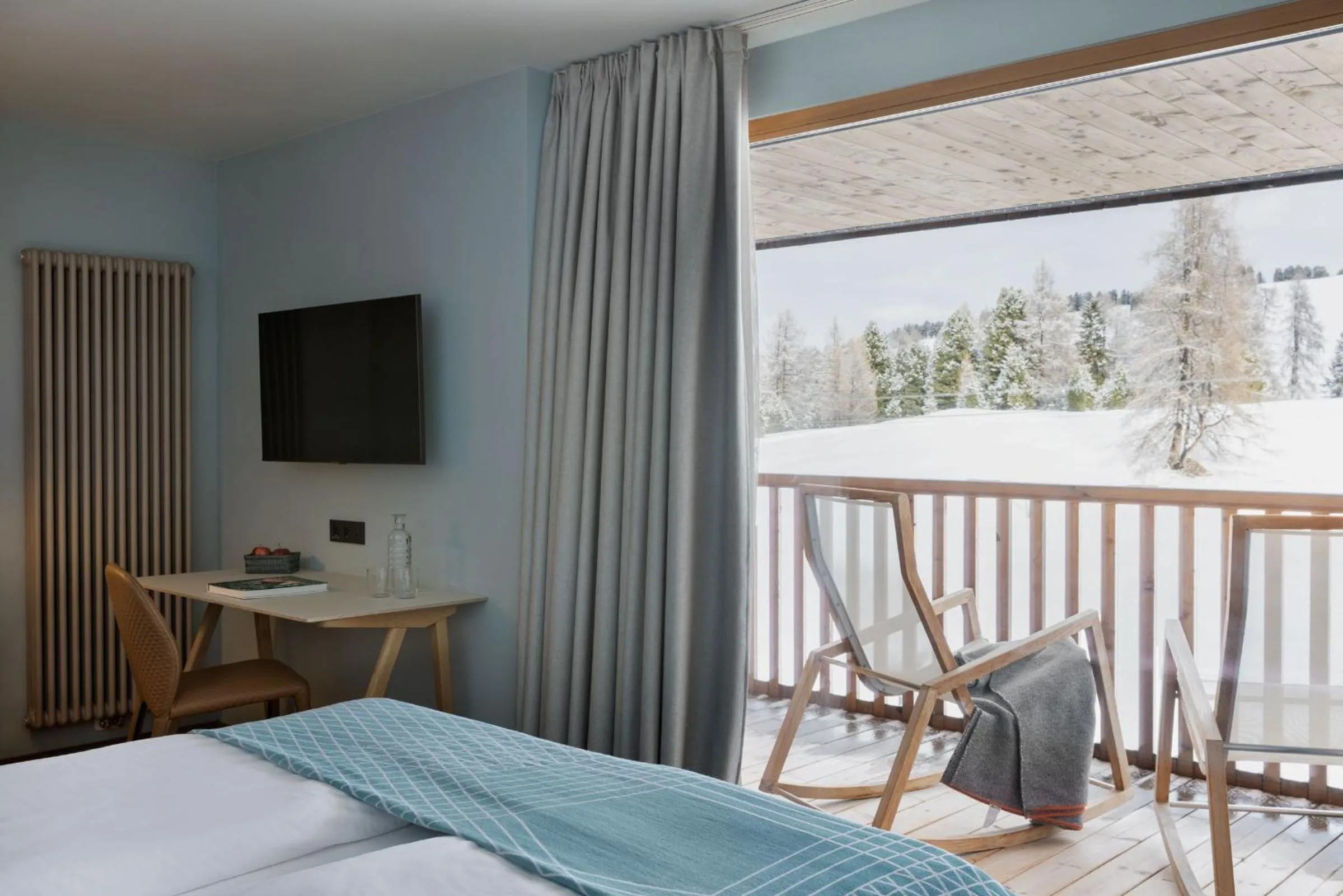 View (from property/room), Bed in ICARO Hotel
