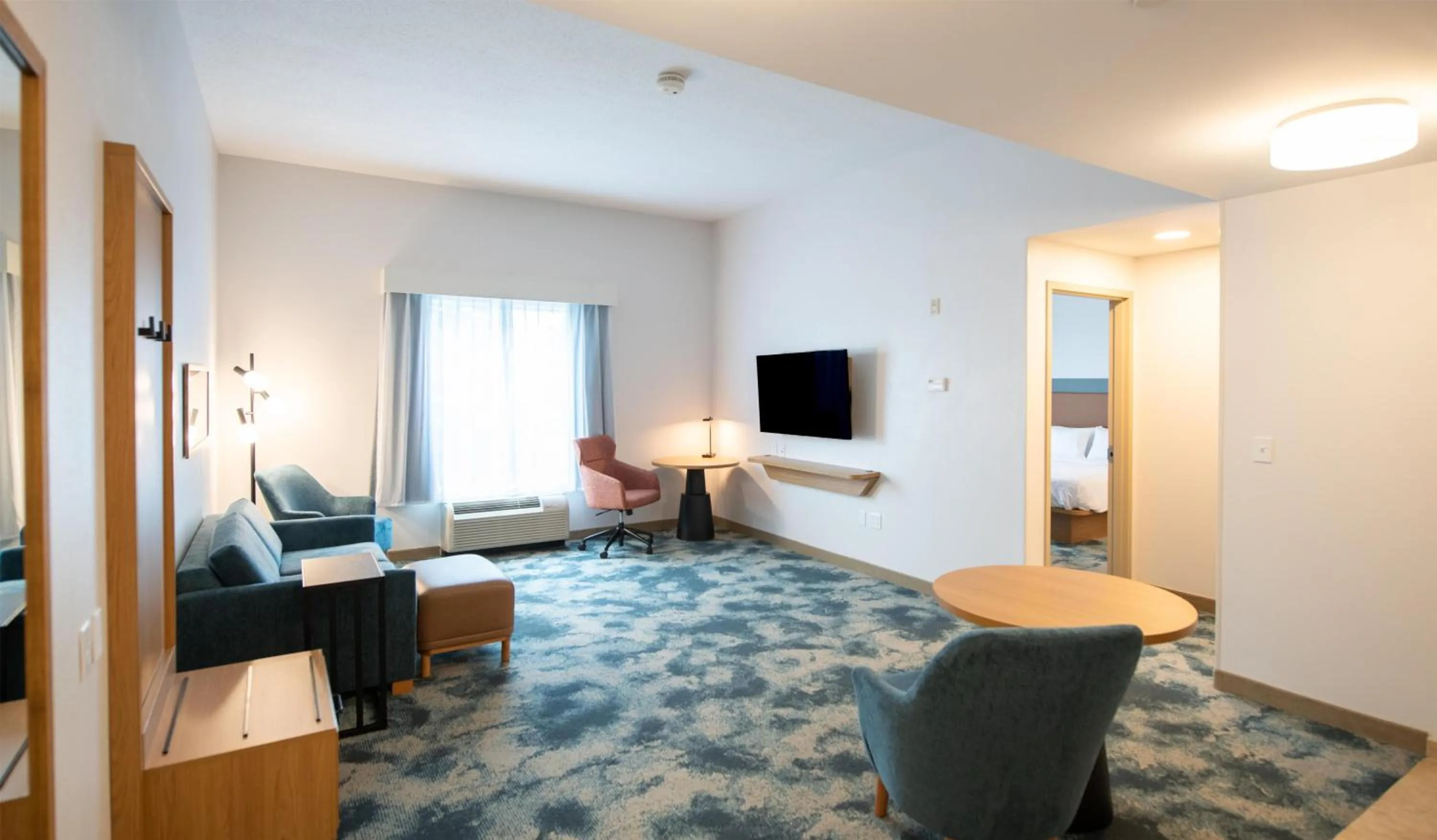 Living room in Hampton Inn Presque Isle