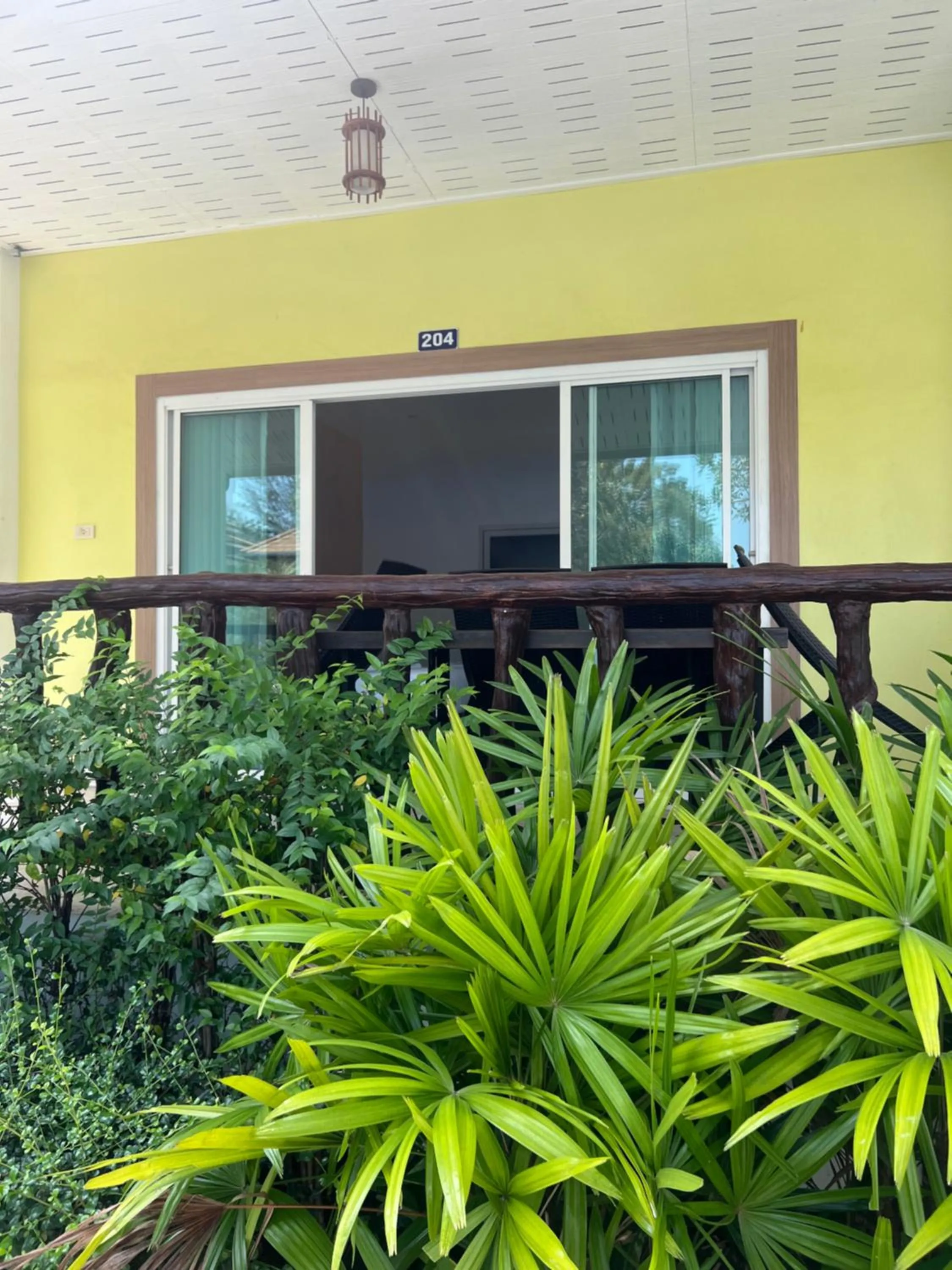 Balcony/Terrace in Thipburee Resort