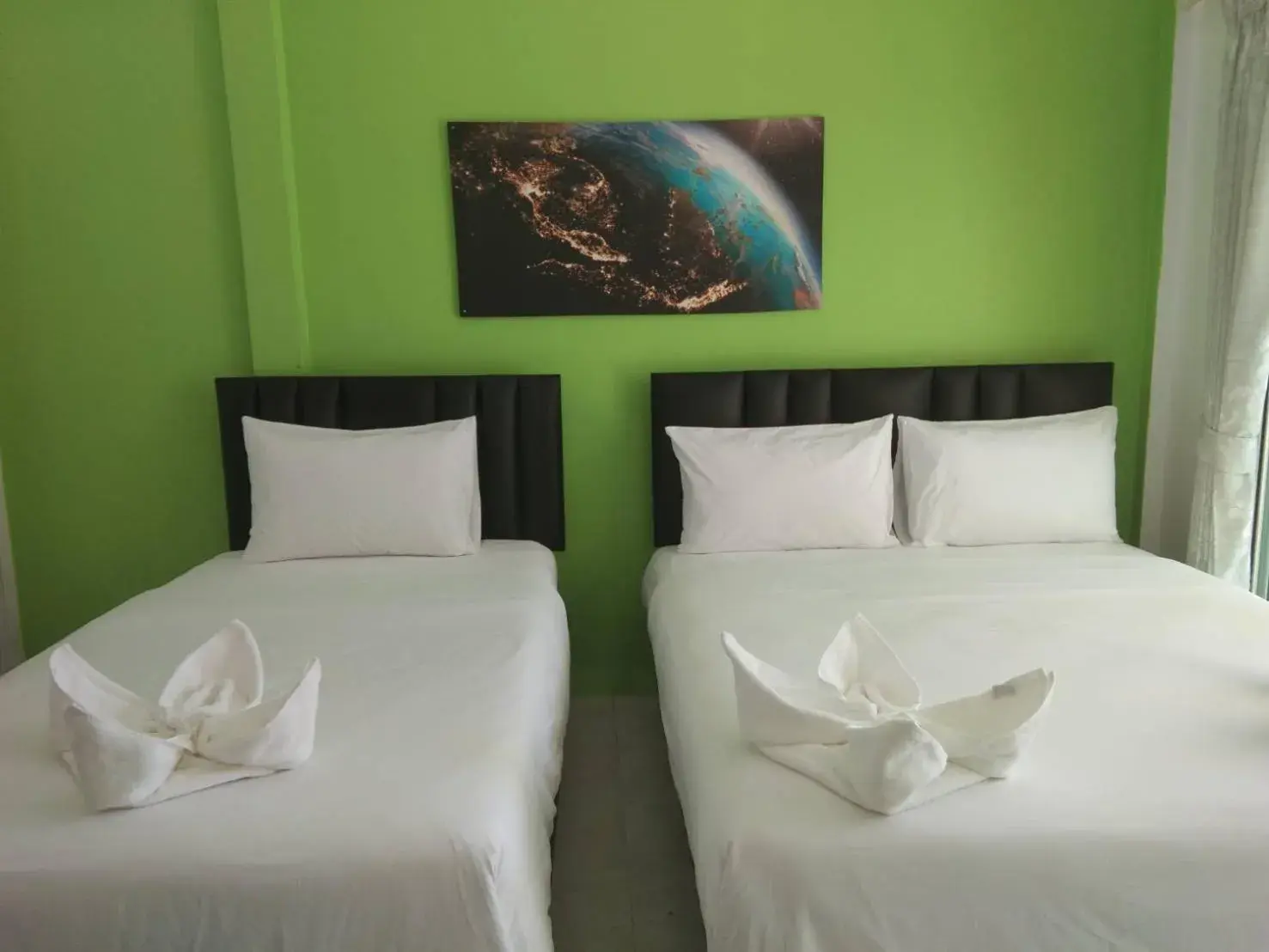 Photo of the whole room, Bed in Thipburee Resort Photo of the whole room, Bed in Thipburee Resort