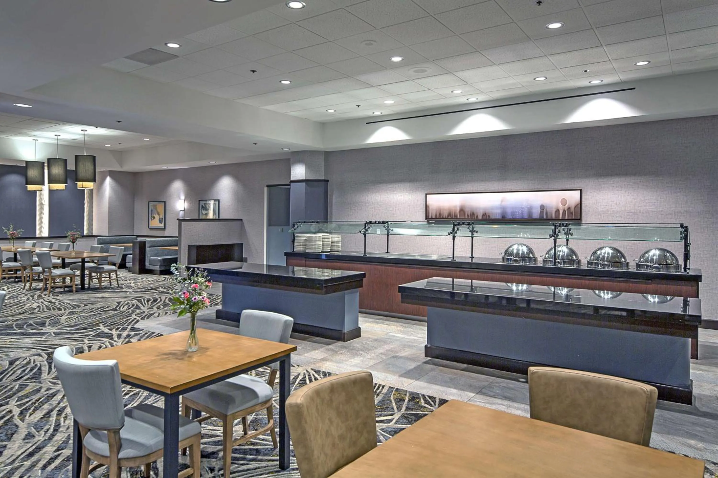 Restaurant/places to eat in DoubleTree by Hilton Modesto