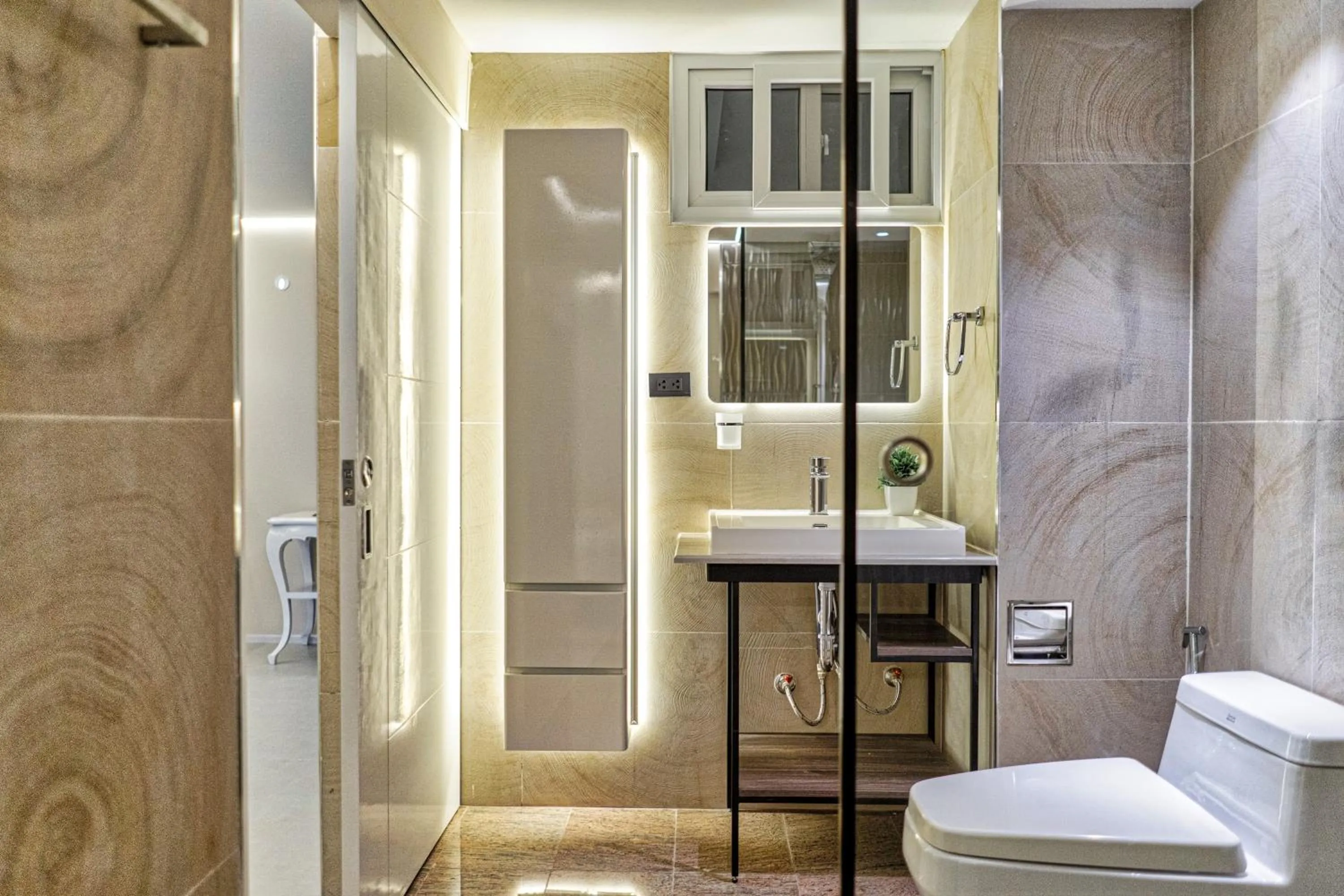 Bathroom in Viengping Mansion