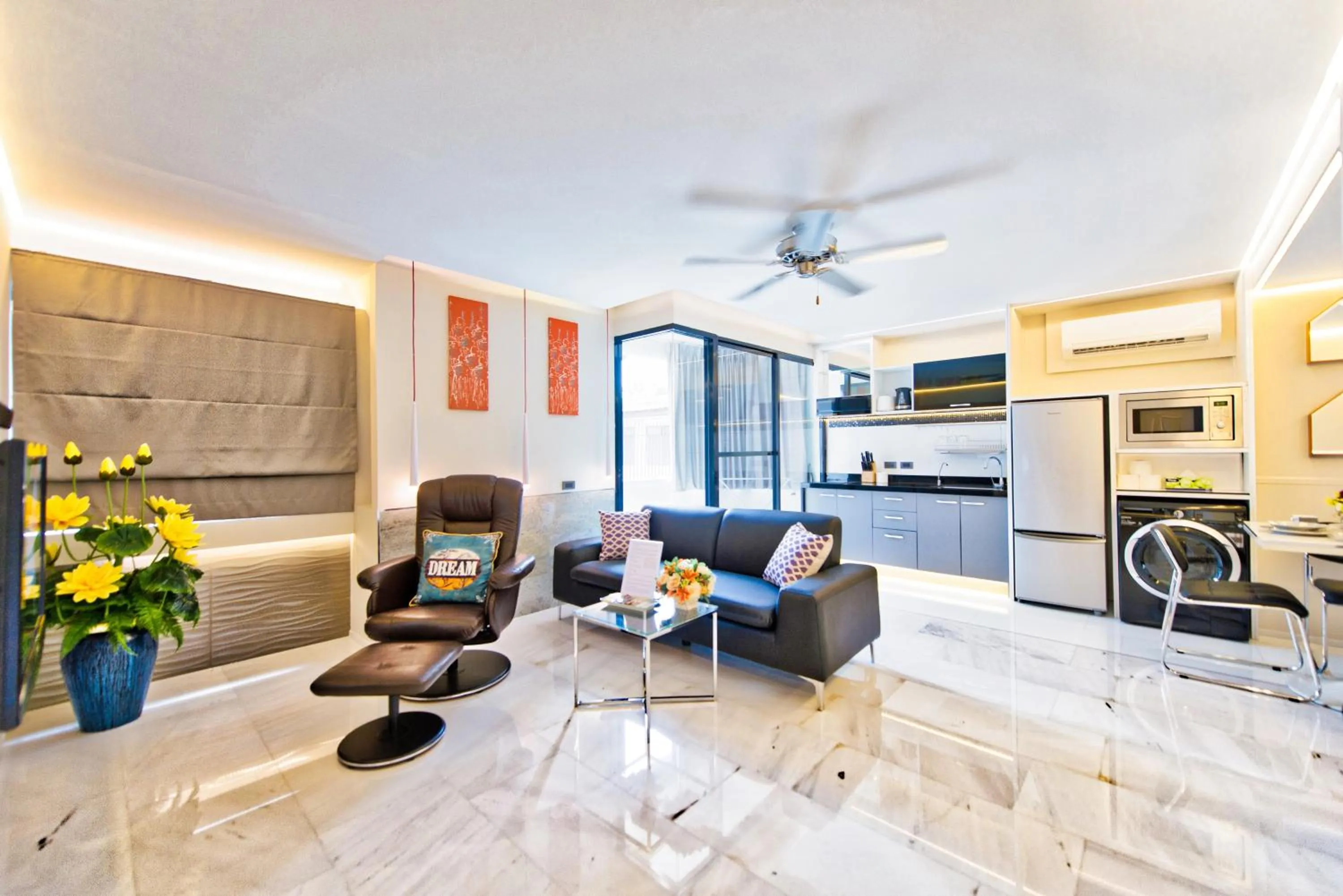 Living room in Viengping Mansion