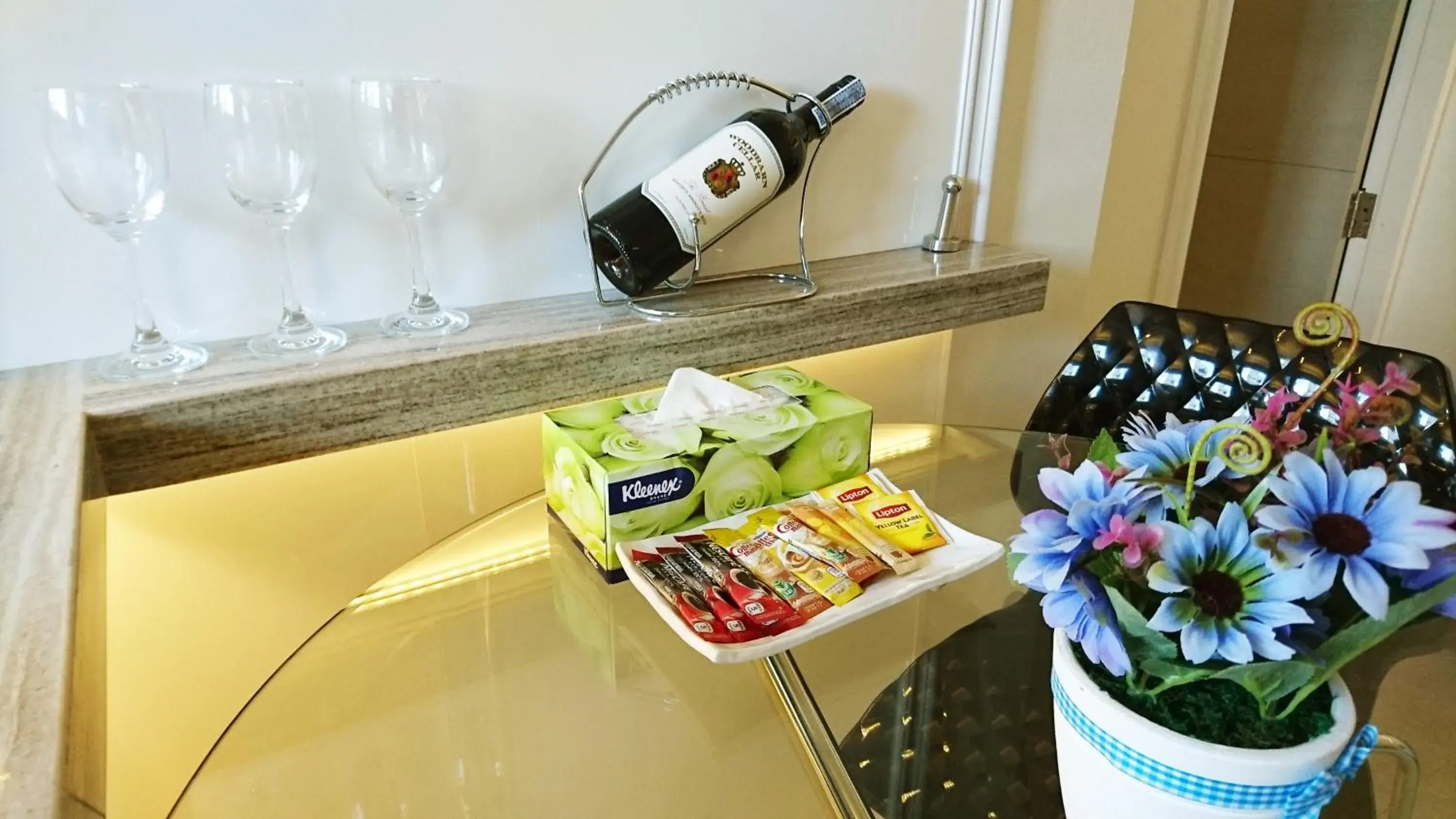 Two-Bedroom Corner Apartment in Viengping Mansion Two-Bedroom Corner Apartment in Viengping Mansion