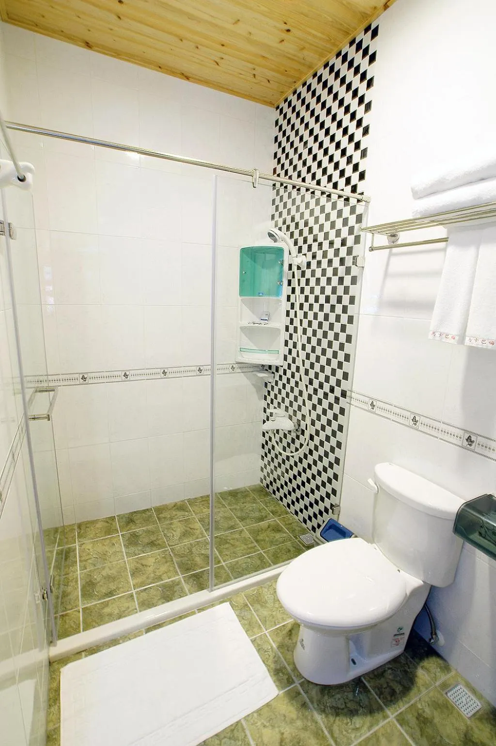 Shower in Makabahi B&B