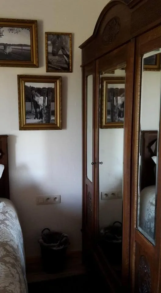 Decorative detail, Bed in De Blauwe Maaten