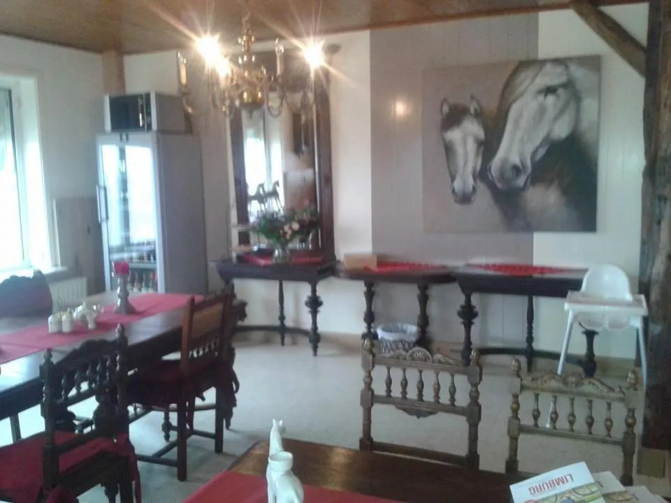 Food and drinks in De Blauwe Maaten