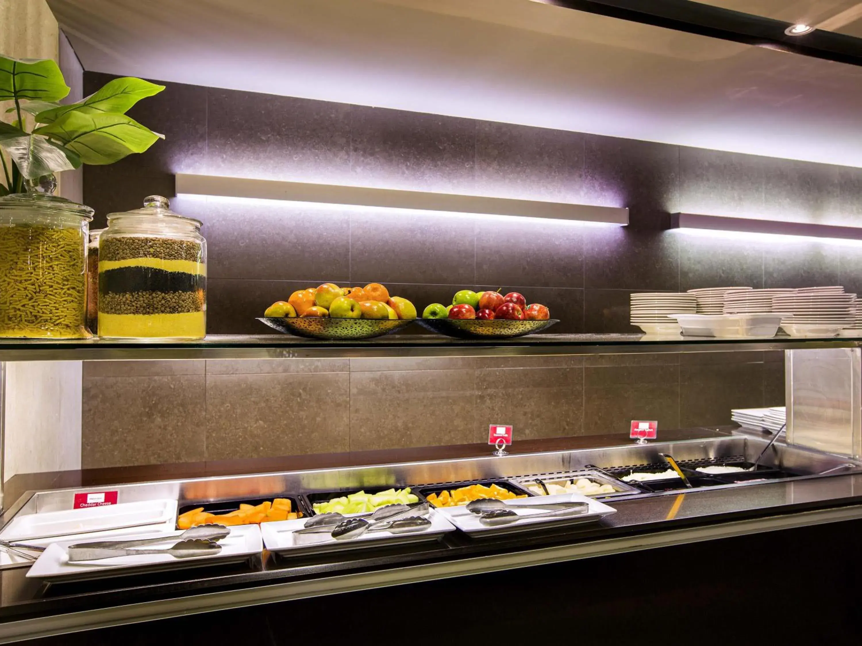 Breakfast in Mercure Sydney Liverpool Breakfast in Mercure Sydney Liverpool