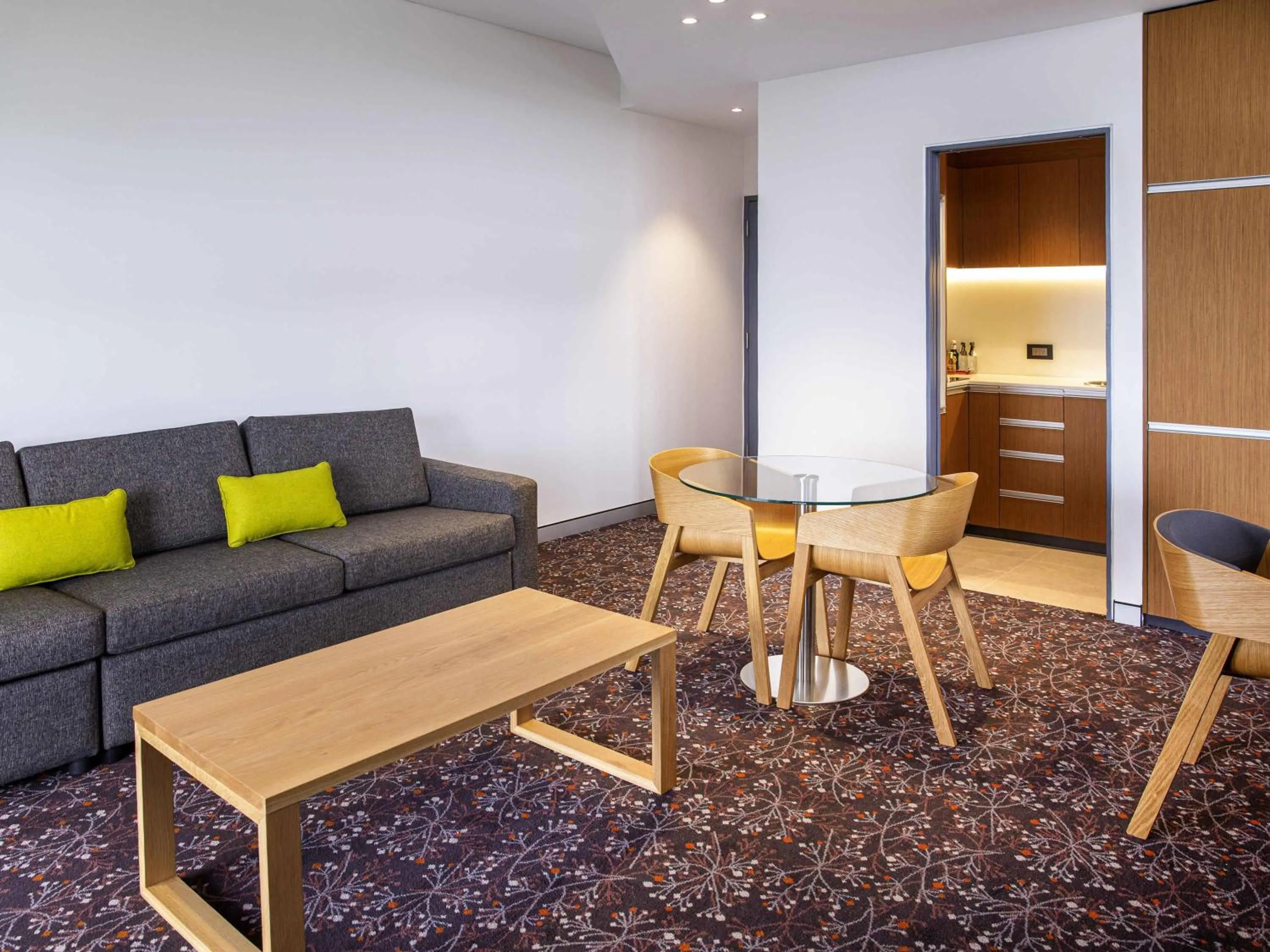 Bedroom in Mercure Sydney Liverpool