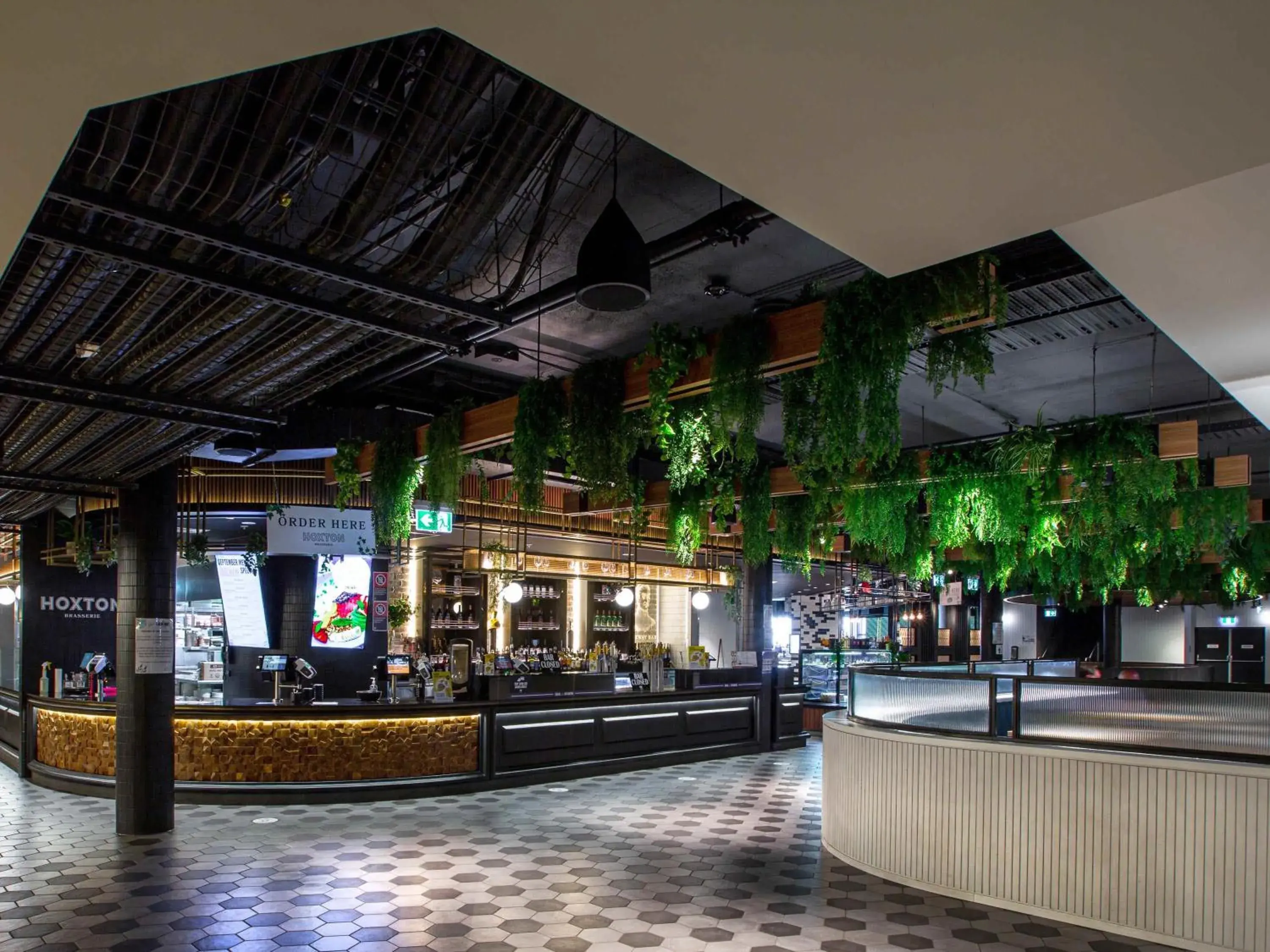 Restaurant/places to eat in Mercure Sydney Liverpool Restaurant/places to eat in Mercure Sydney Liverpool