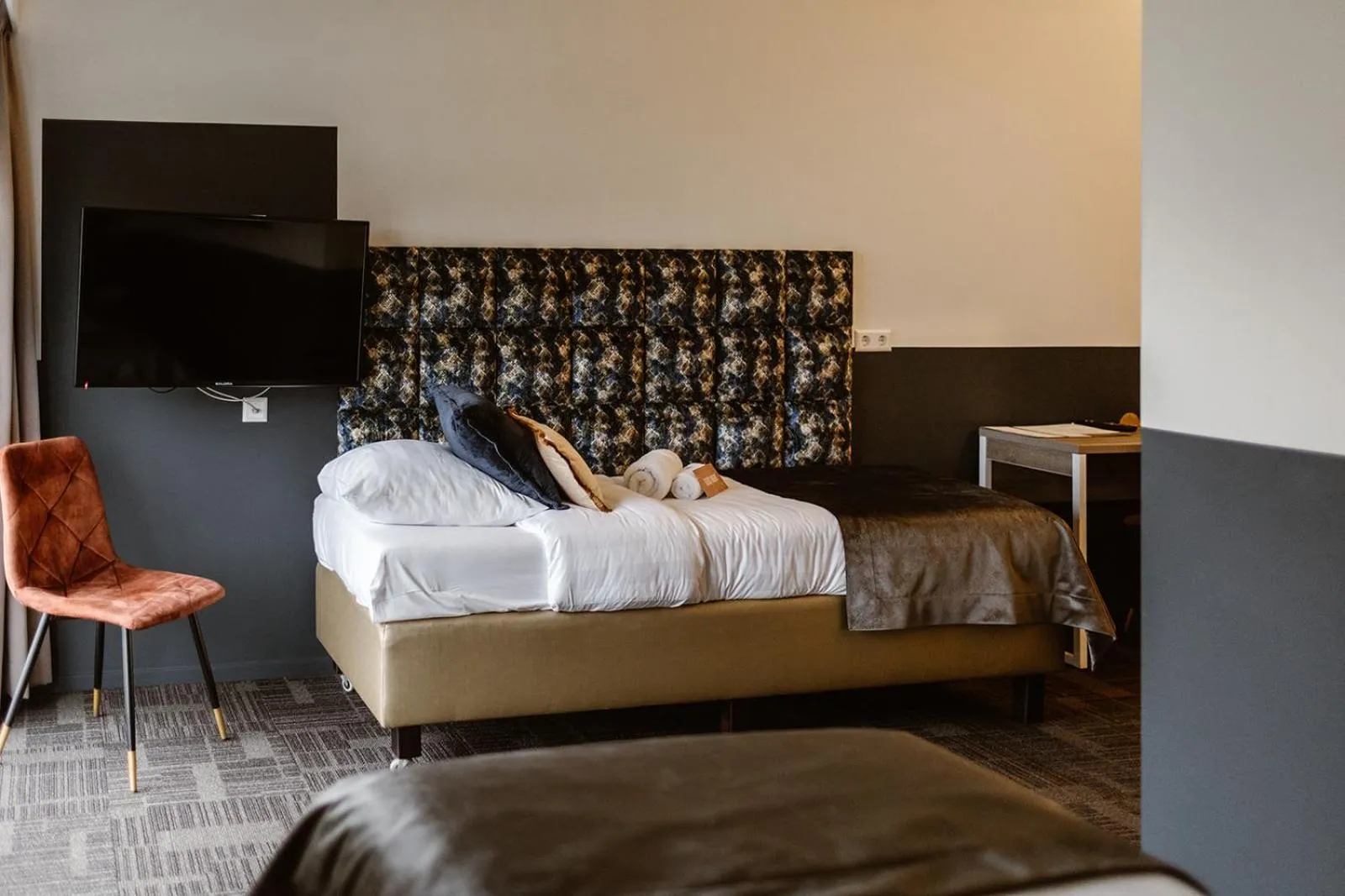 Bed in Hotel Torpedoloods