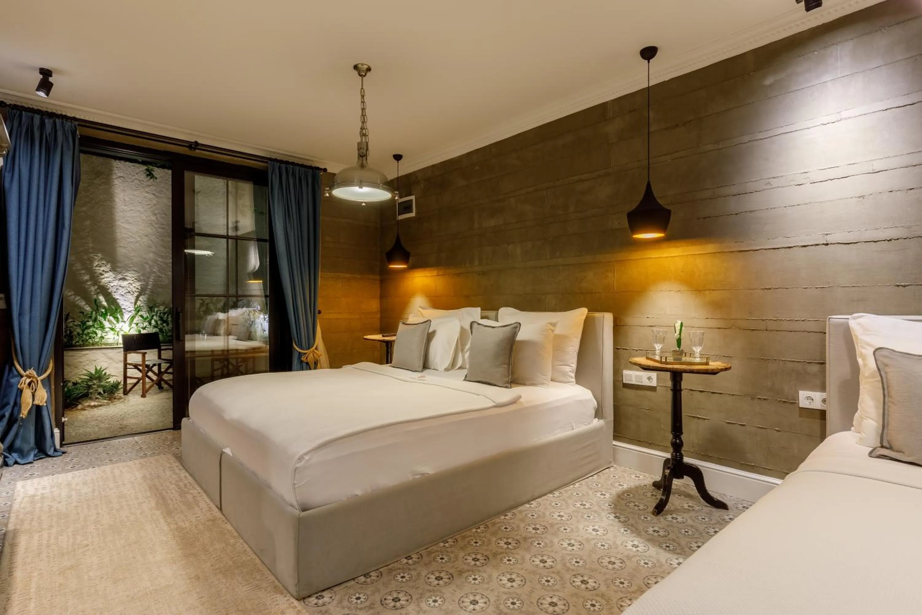 Bed in Alacatı Port Ladera Hotel - Adult Only