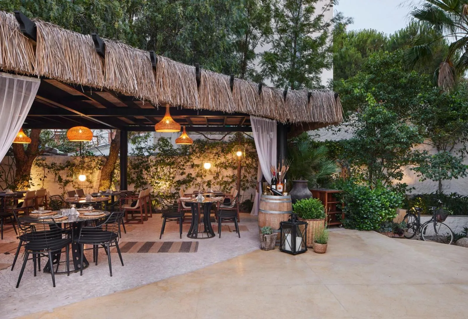 Patio in Alacatı Port Ladera Hotel - Adult Only