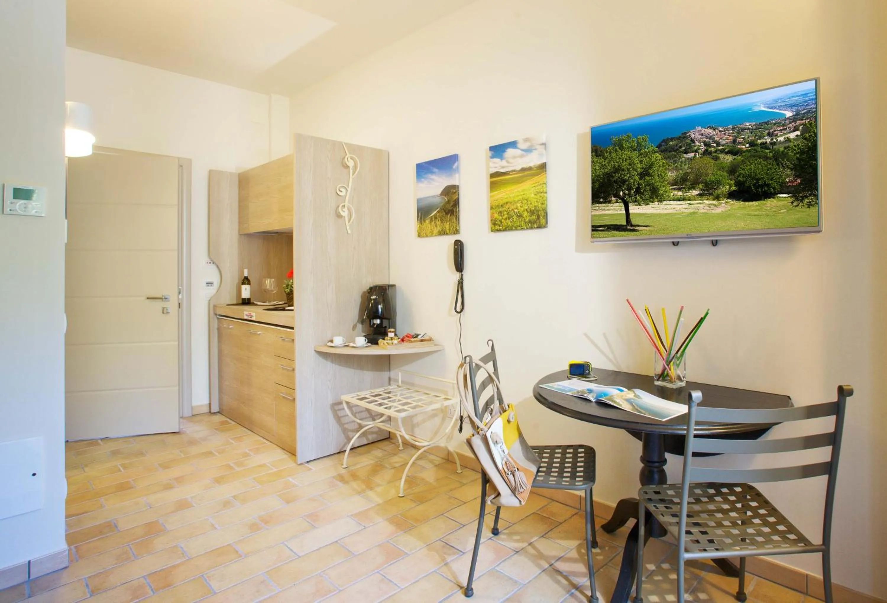 Kitchen or kitchenette in Villa Gens Camuria