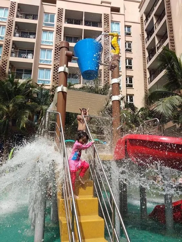 Area and facilities in Atlantic Condo Resort Pattaya by Panisara