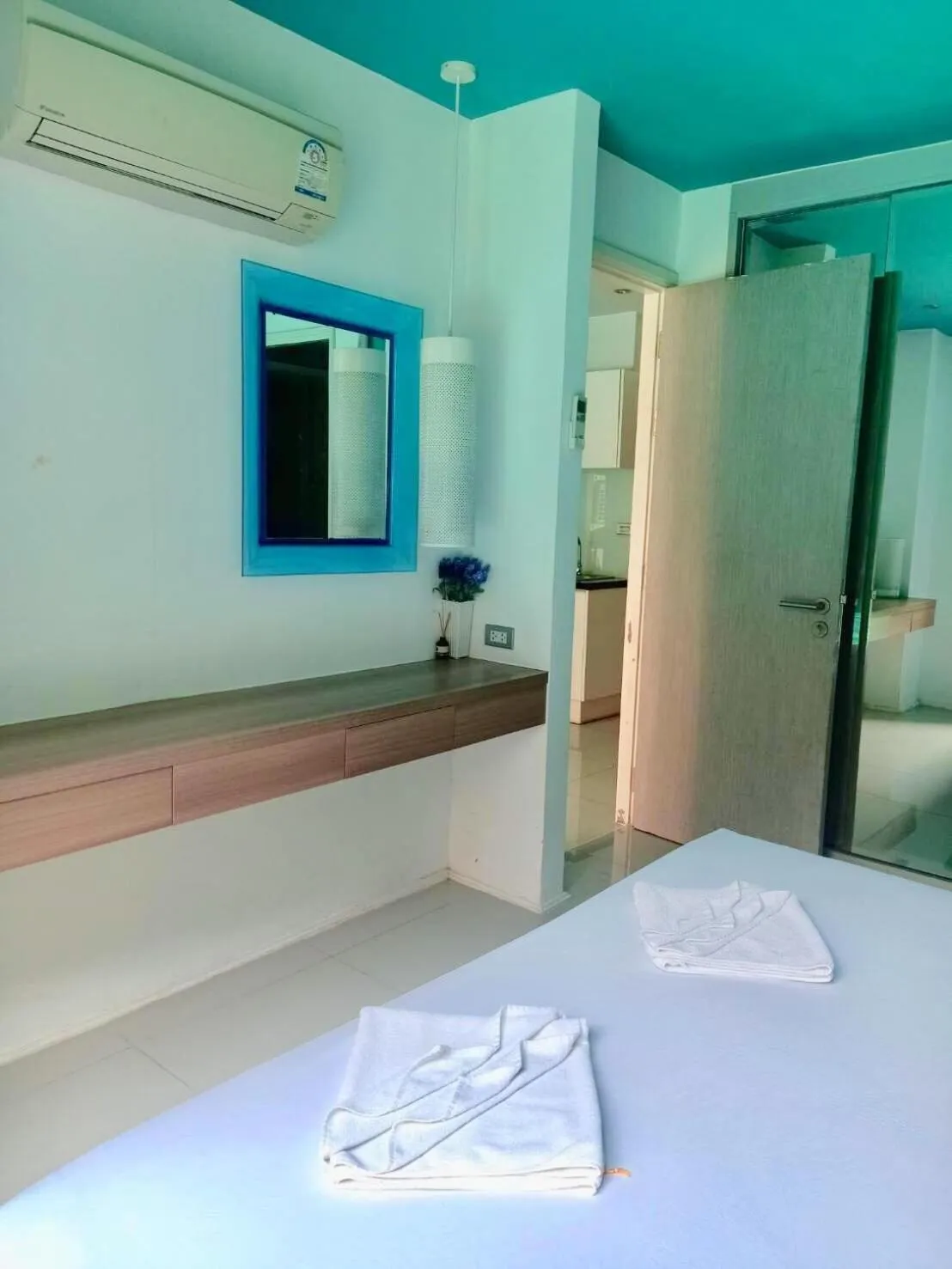 Bed in Atlantic Condo Resort Pattaya by Panisara