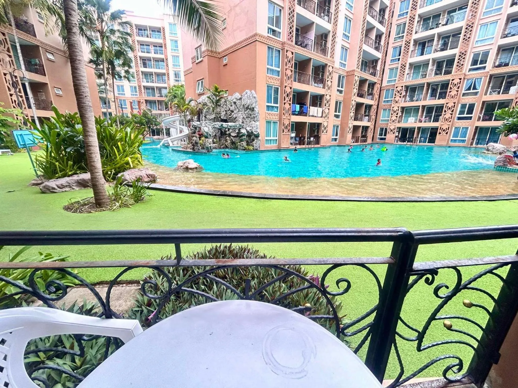 Atlantic Condo Resort Pattaya by Panisara