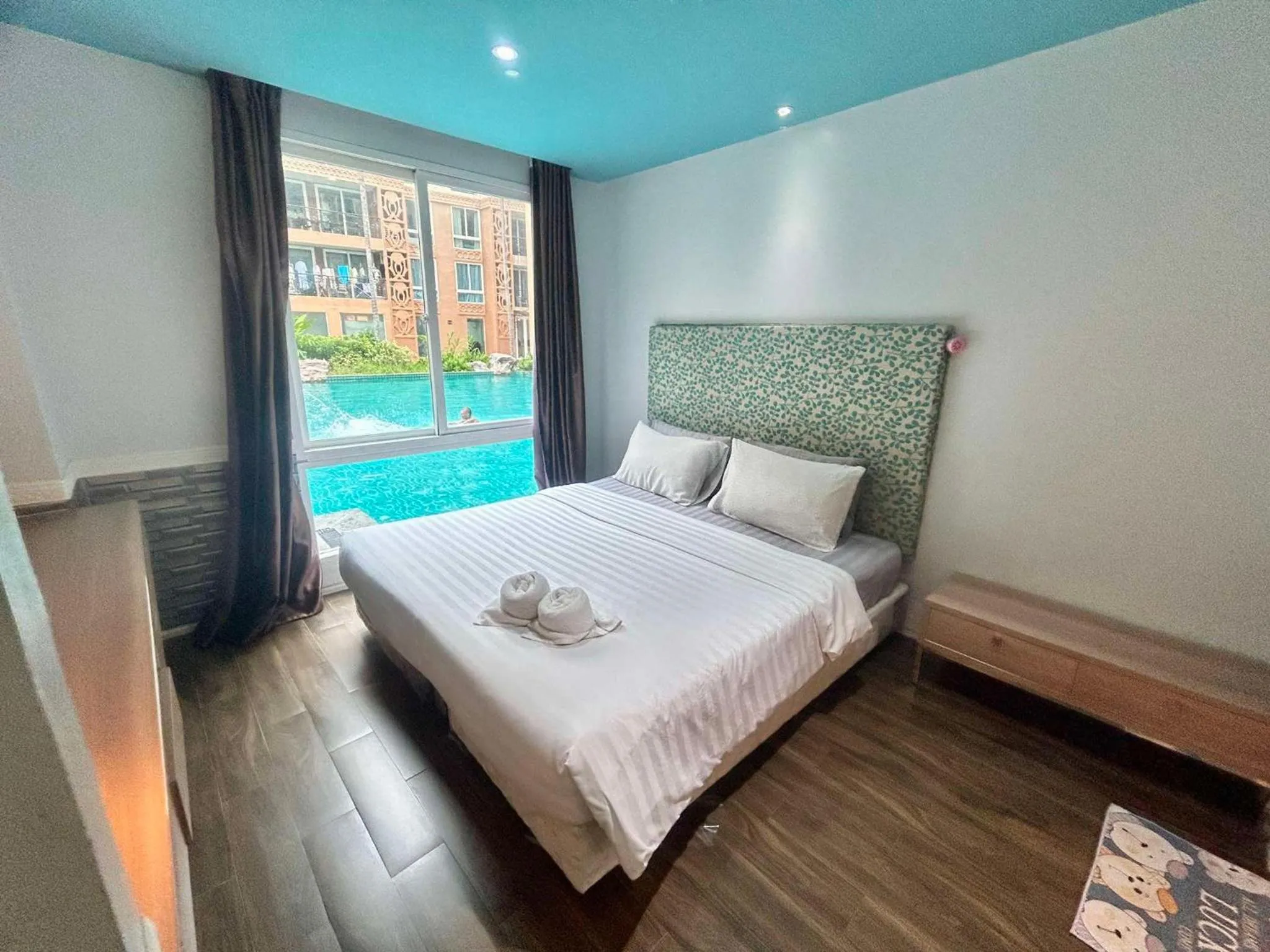 Bed in Atlantic Condo Resort Pattaya by Panisara