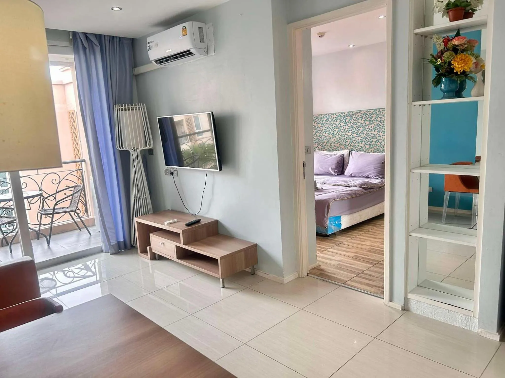 Bed in Atlantic Condo Resort Pattaya by Panisara