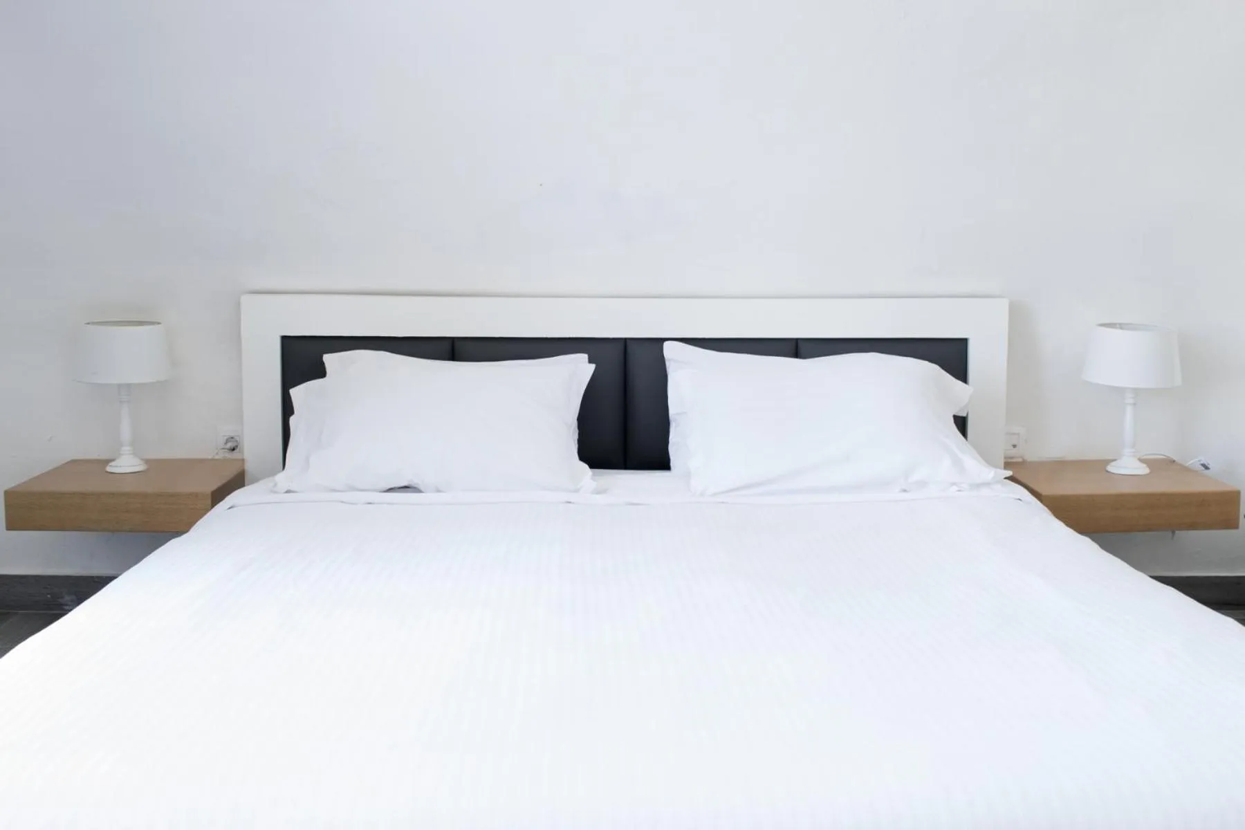 Bedroom, Bed in Hotel Thireas